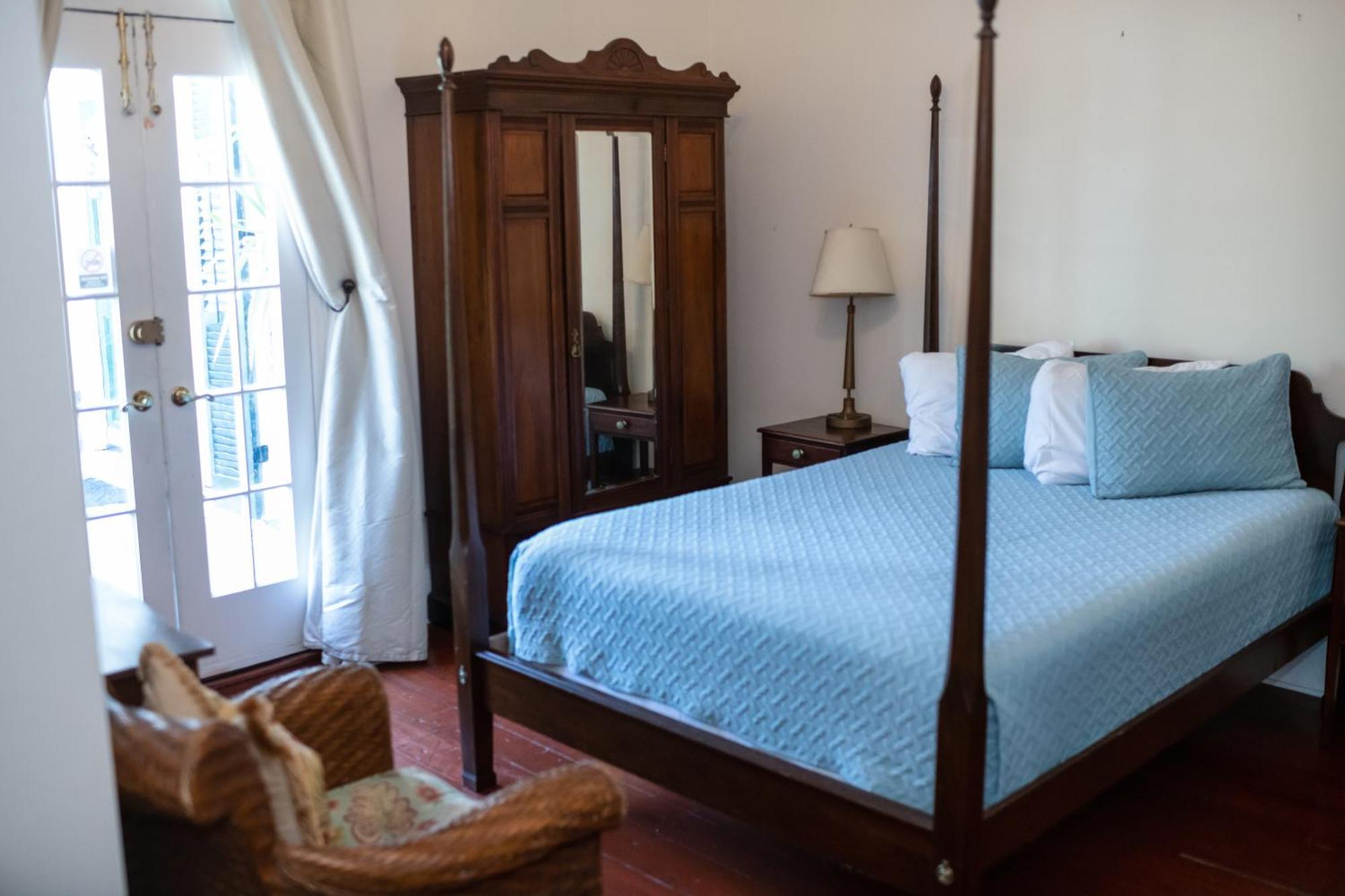 Queen Room Balcony