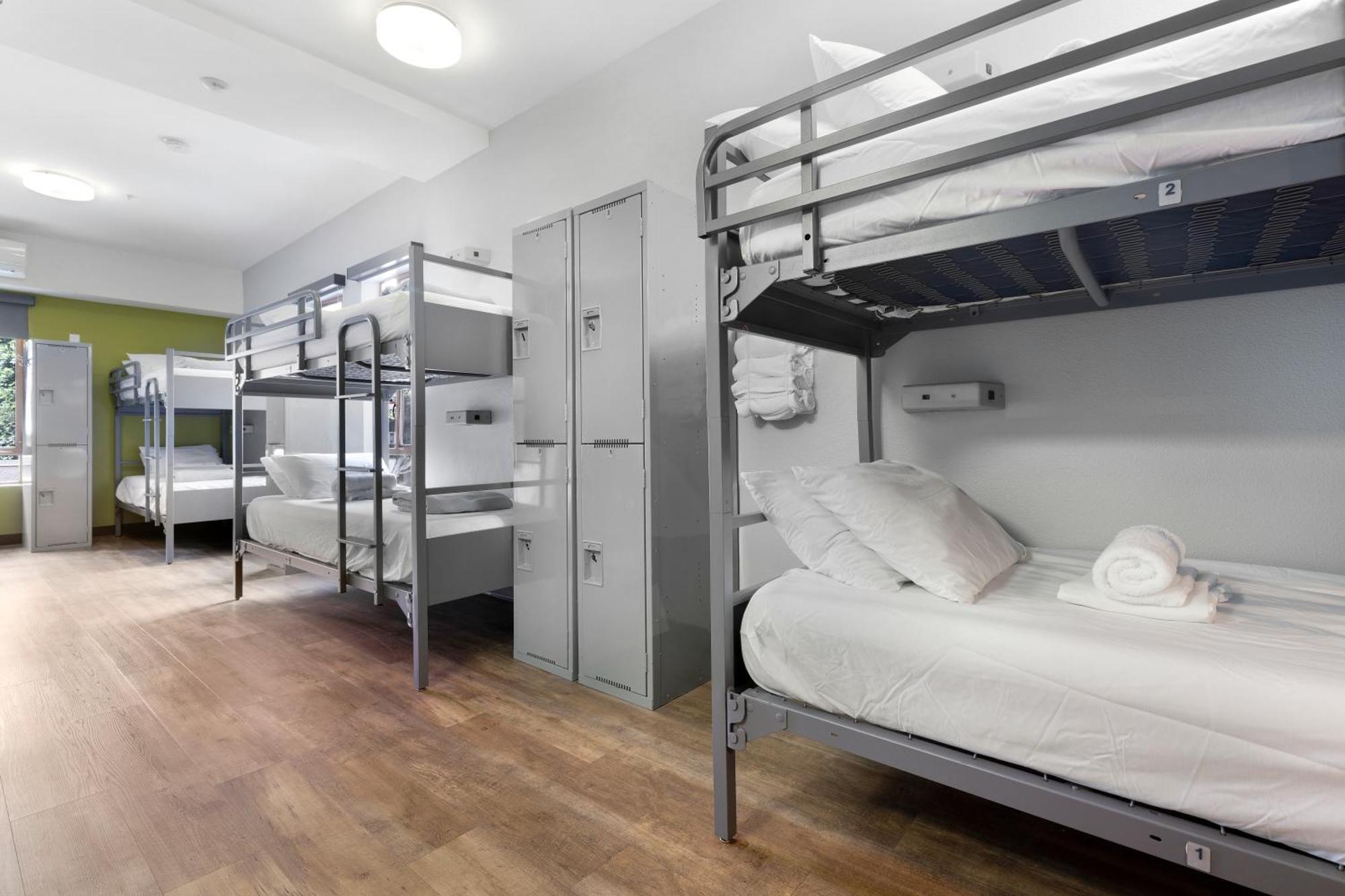 Bed Women's 8-Bed Dormitory