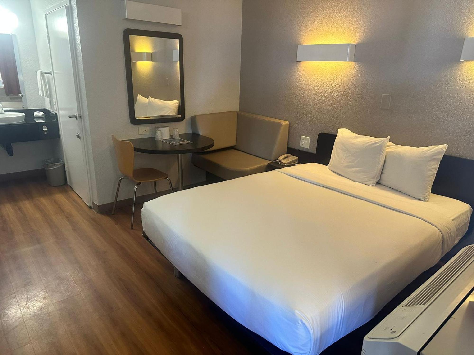 Chambre Lit Queen-Size