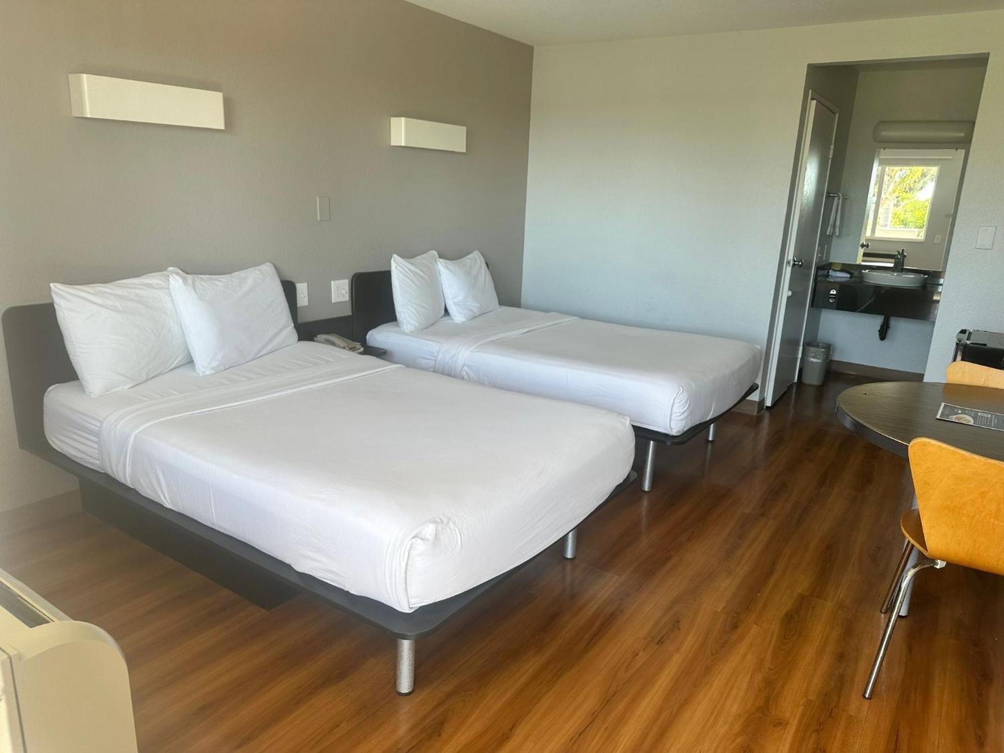 Quadruple Room Non-Smoking