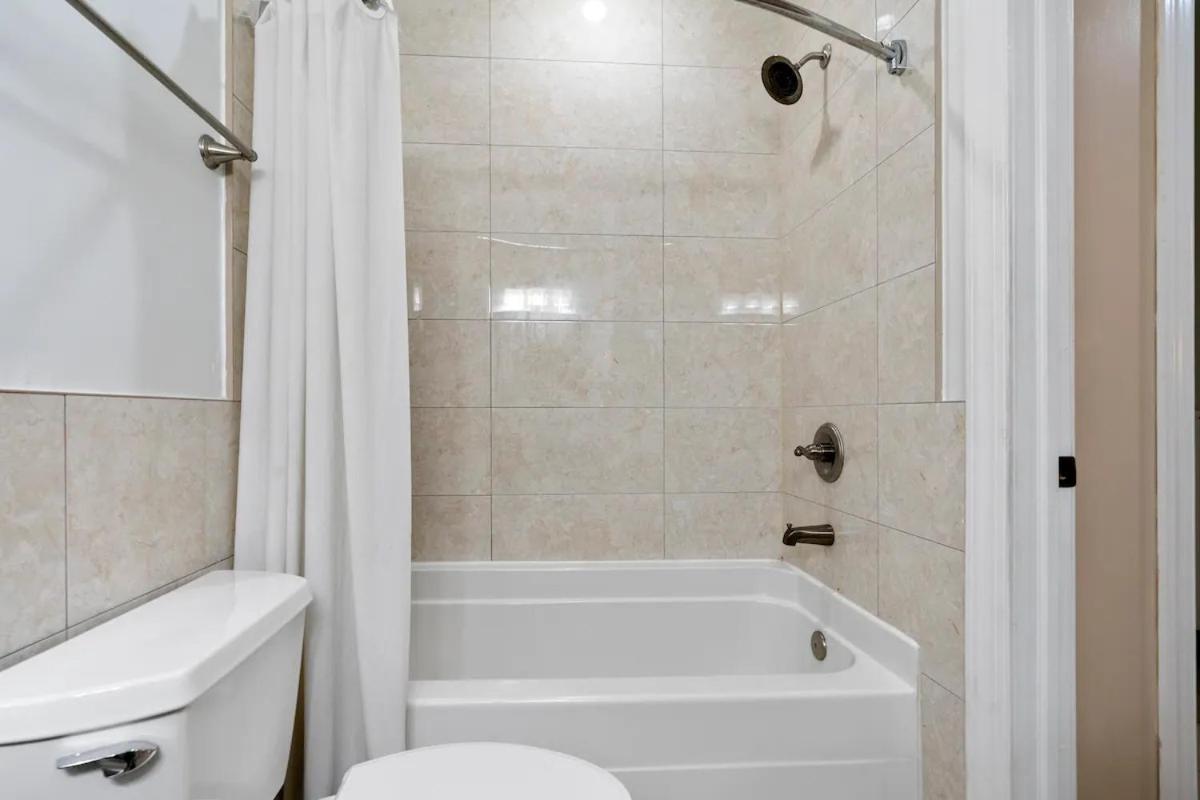 Two-Bedroom Deluxe Apartment