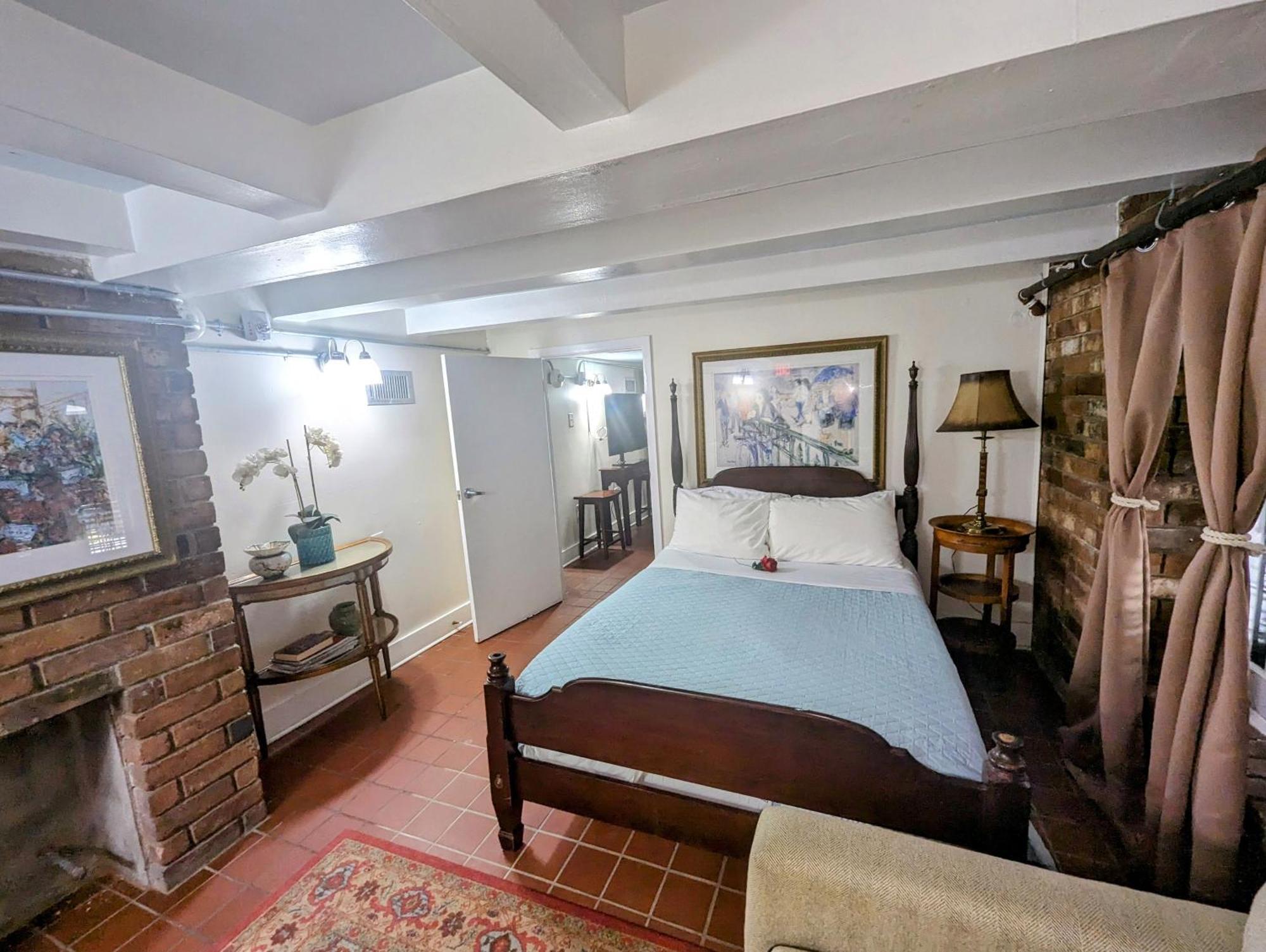 Queen Room Disability Access