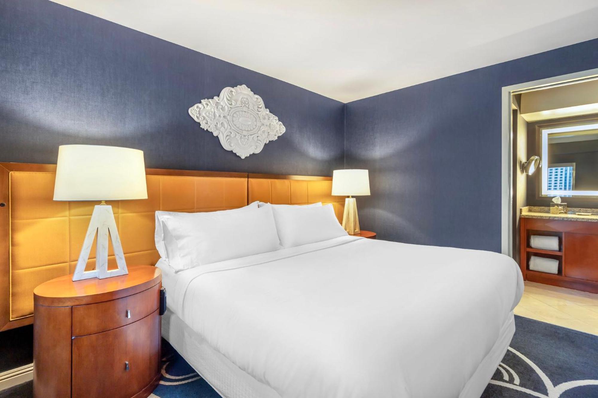 One Bedroom Suite 1 King Bed with Pull Out Sleeper,1604784414:JPEG
