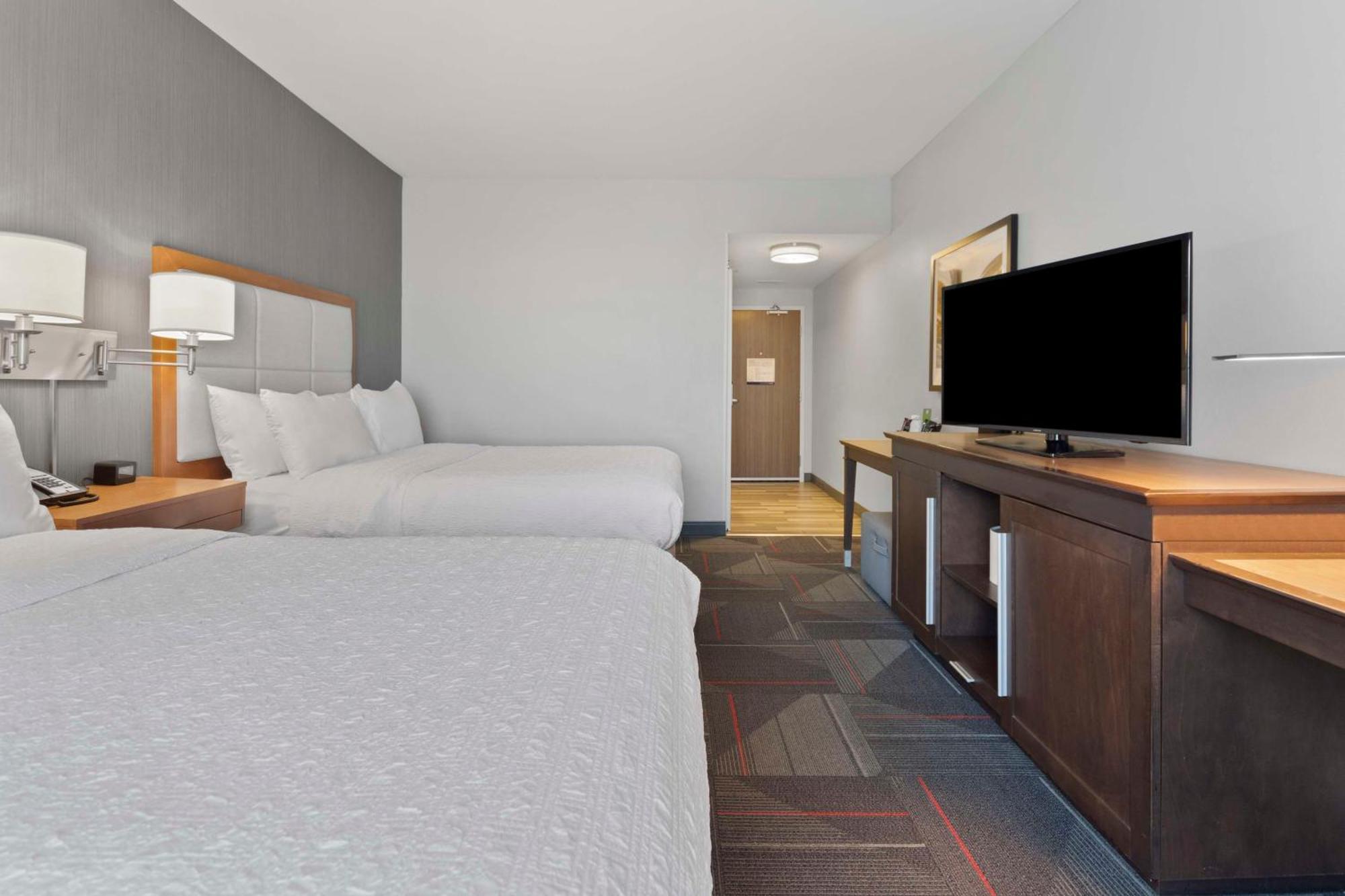 Queen Room Two Queen Beds Non-Smoking