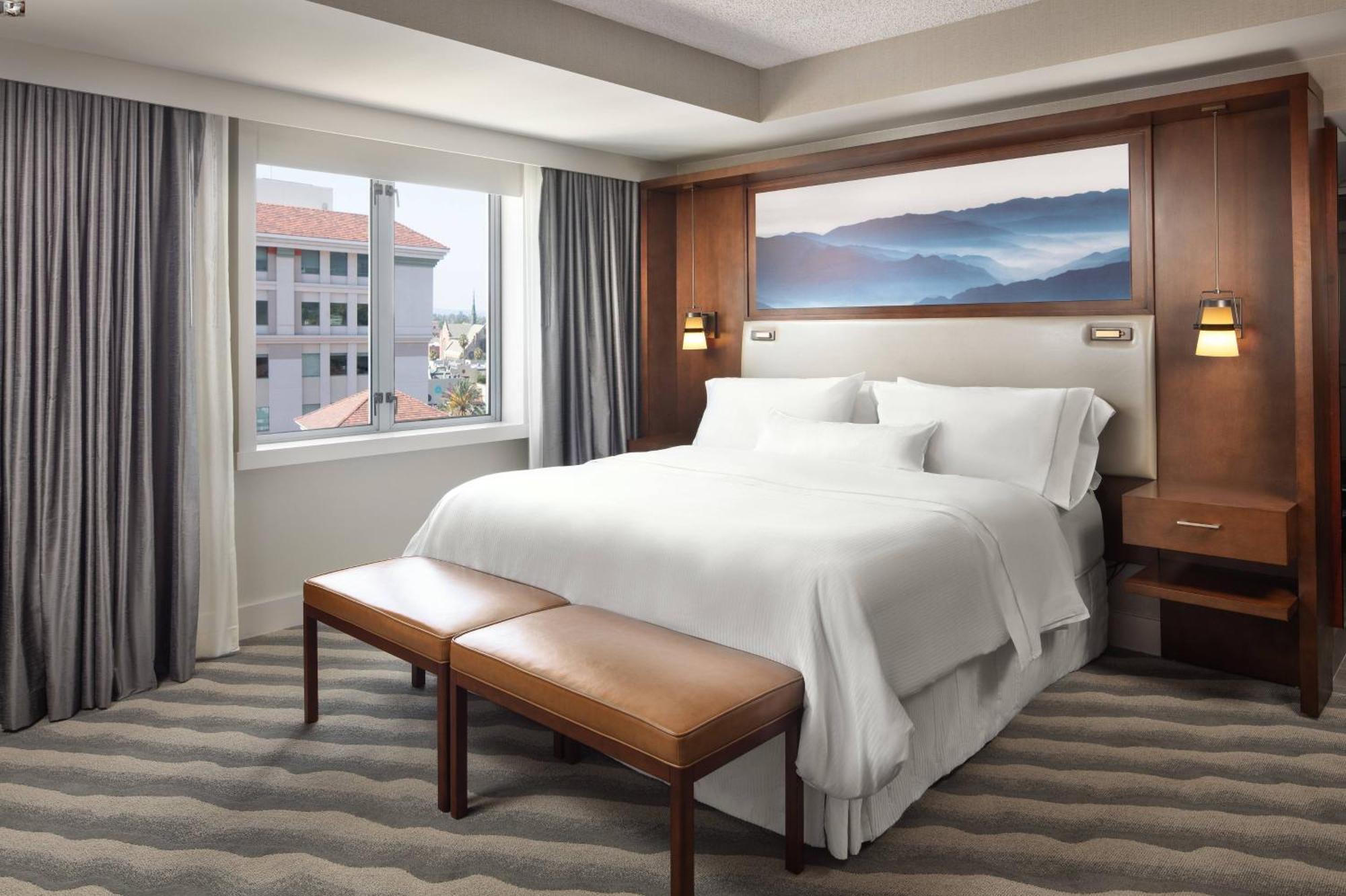 Superior Guest Room King Bed