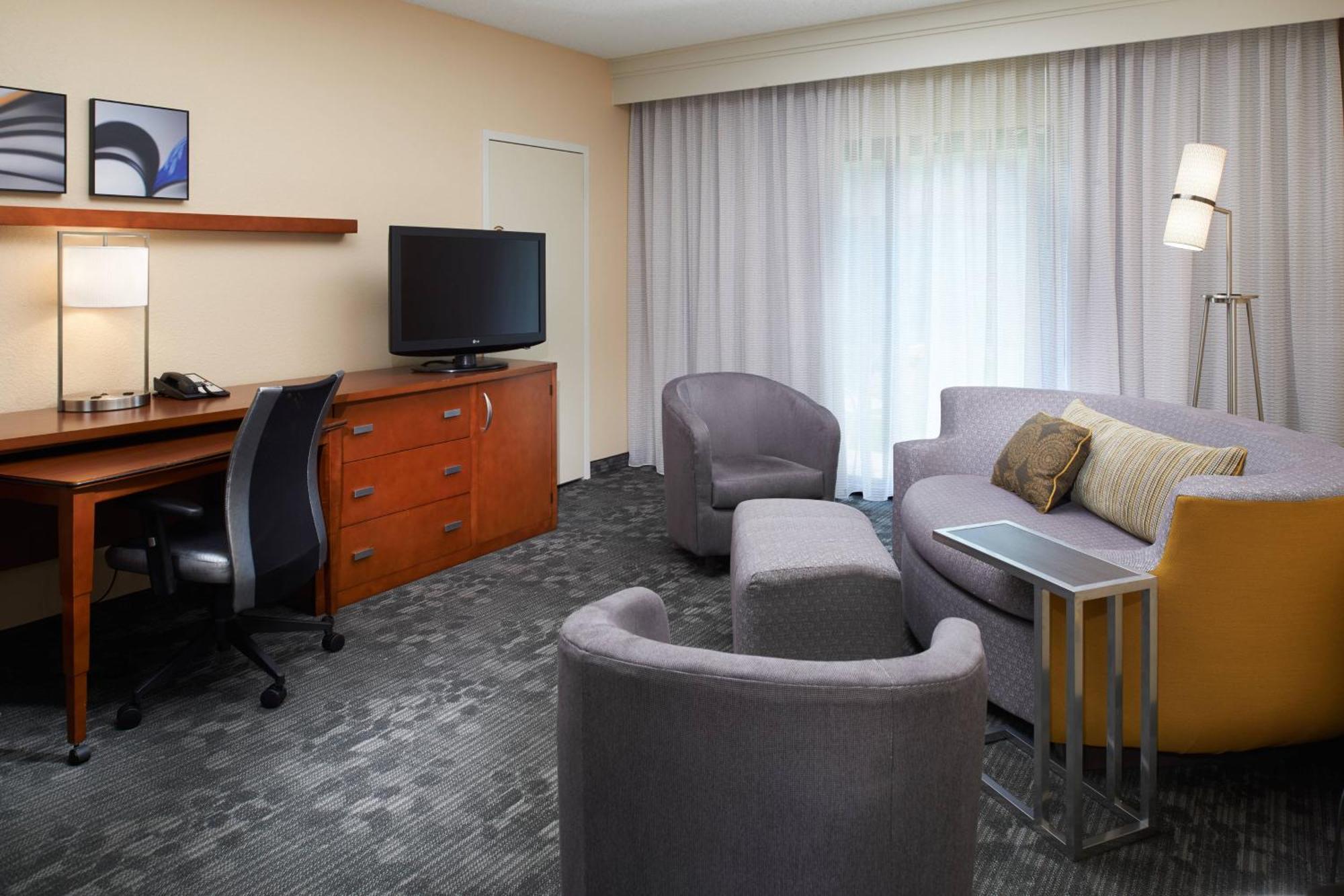 One-Bedroom Double Suite Two Double Beds Sofa Bed