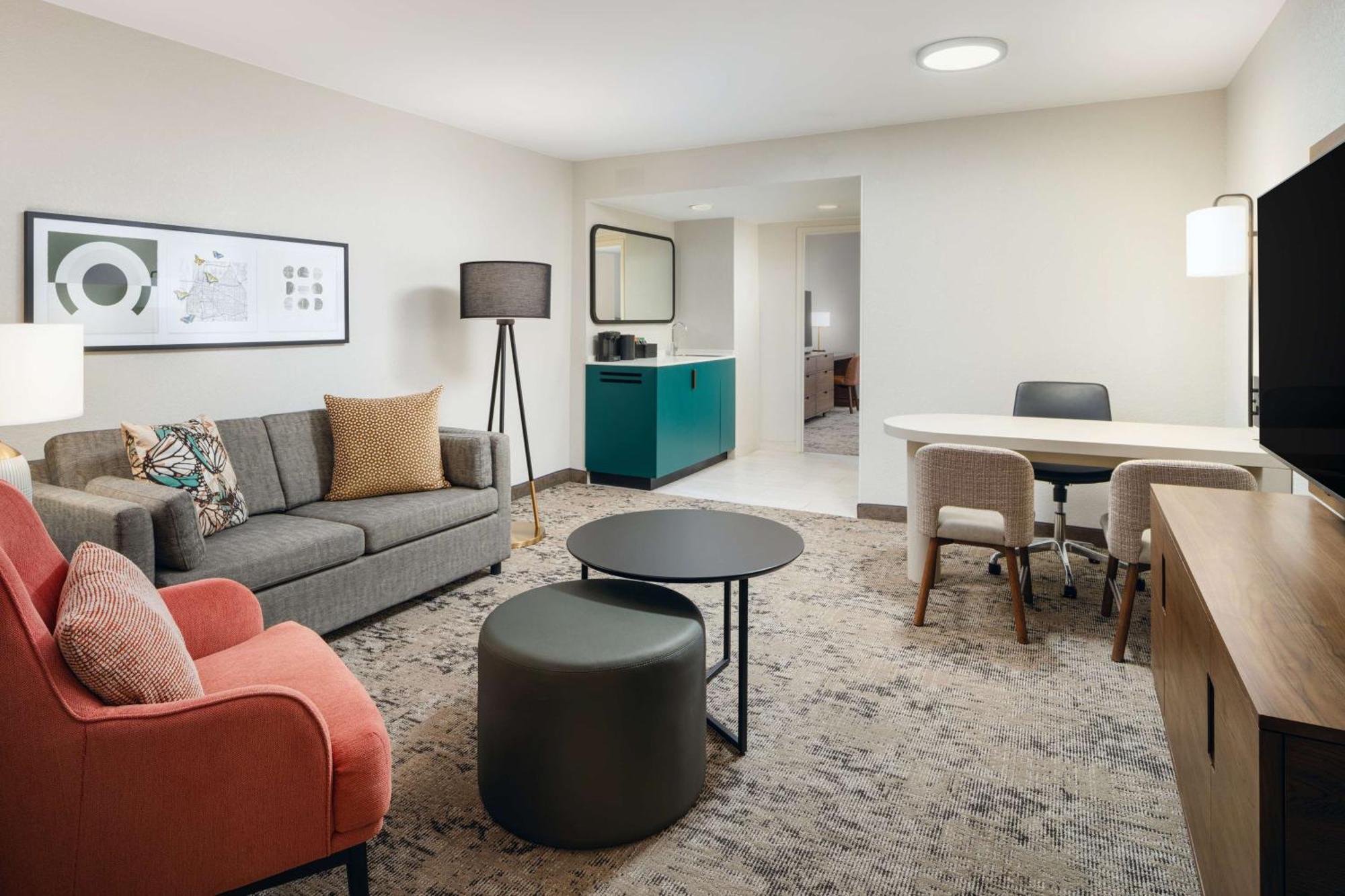 Two-Room King Suite with Bath Tub - Disability Access,1617464885:JPEG