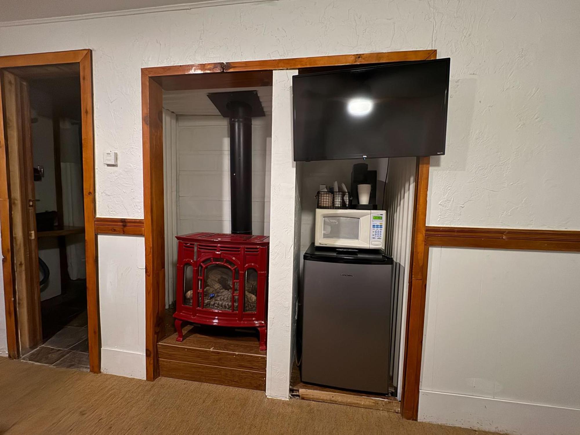 Deluxe Family Suite