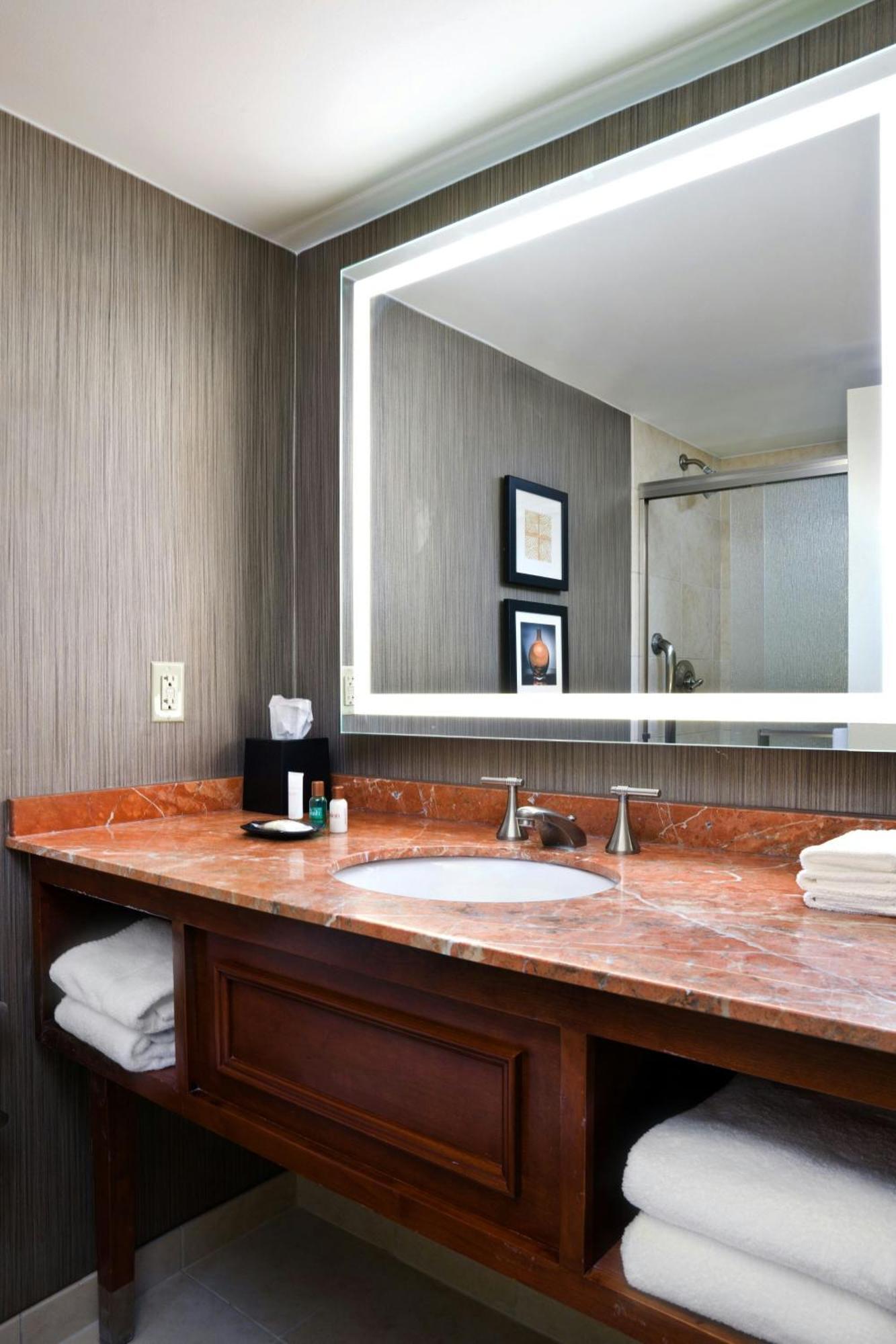 Concierge level, Guest room, 1 King
