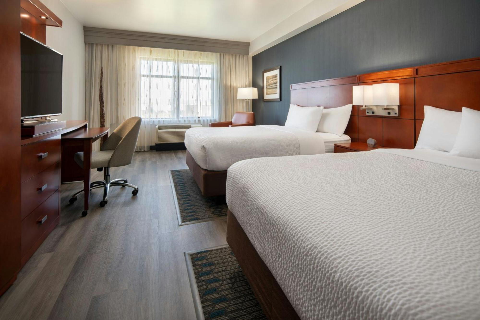 Larger Queen Room Two Queen Beds