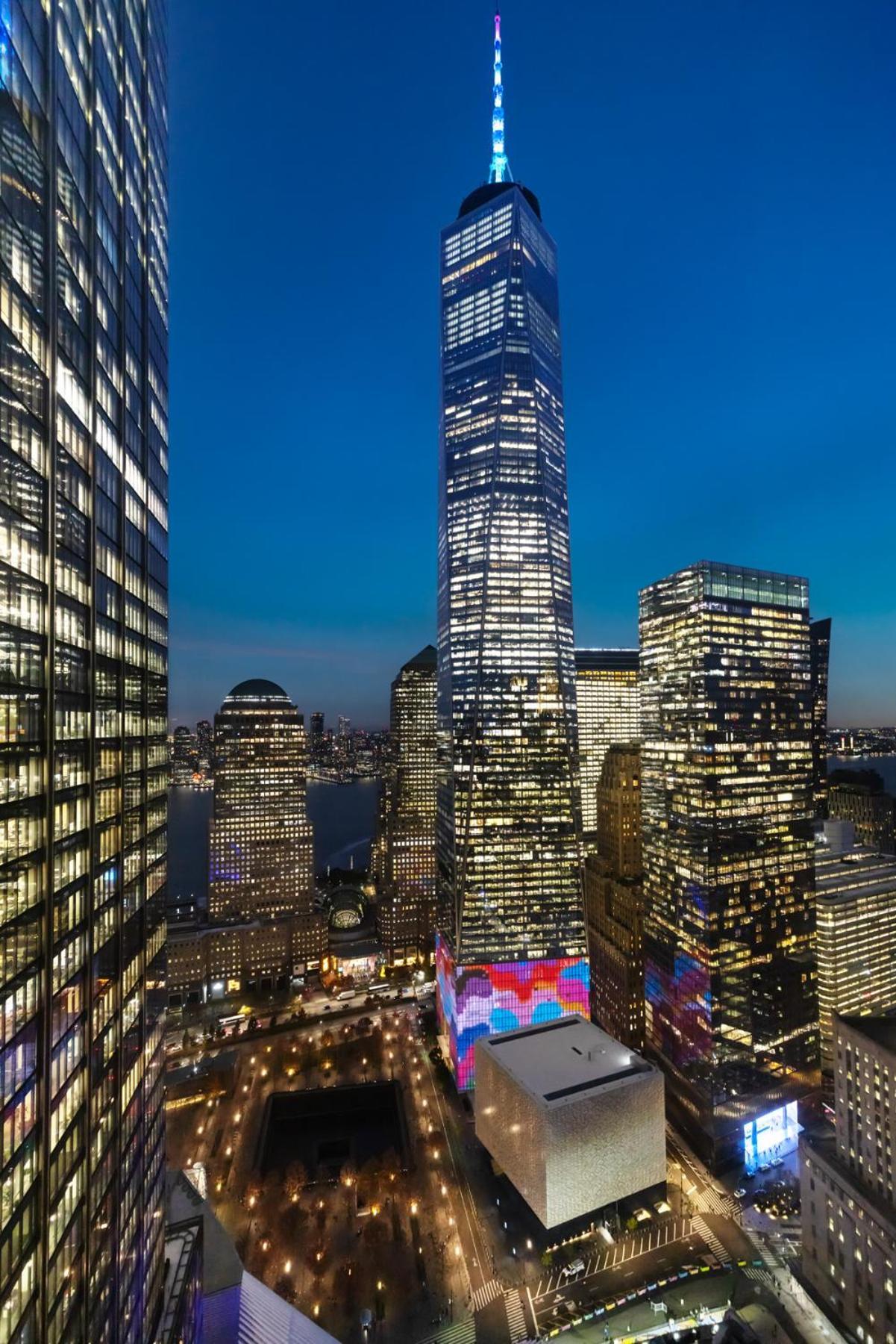 Premier Two Queen - Hudson River View - High Floor