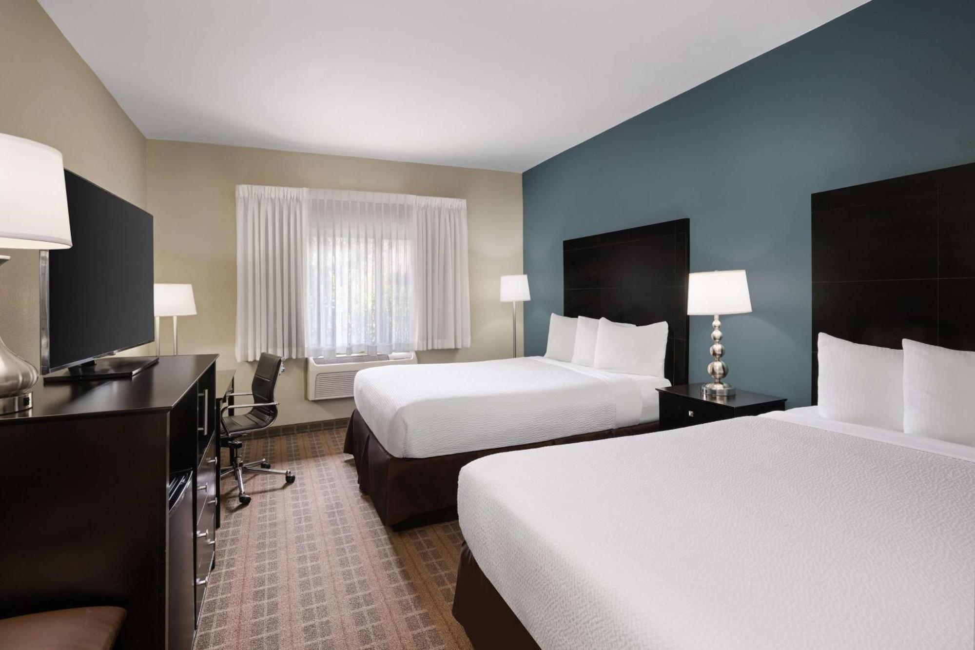 Queen Room with Two Queen Beds and Walk-In Shower - Non-Smoking,1649027345:JPEG