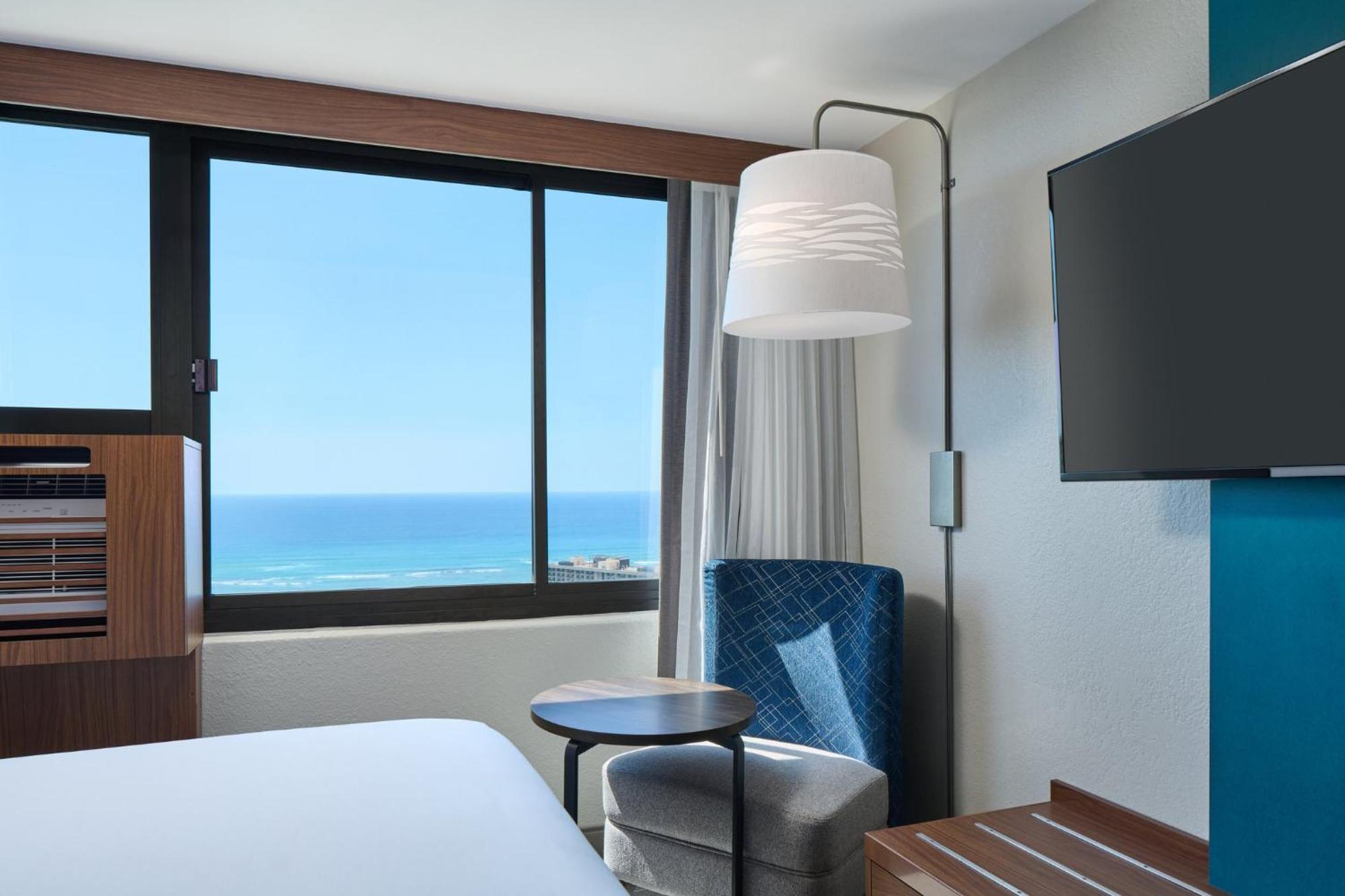 Standard King Room Ocean View