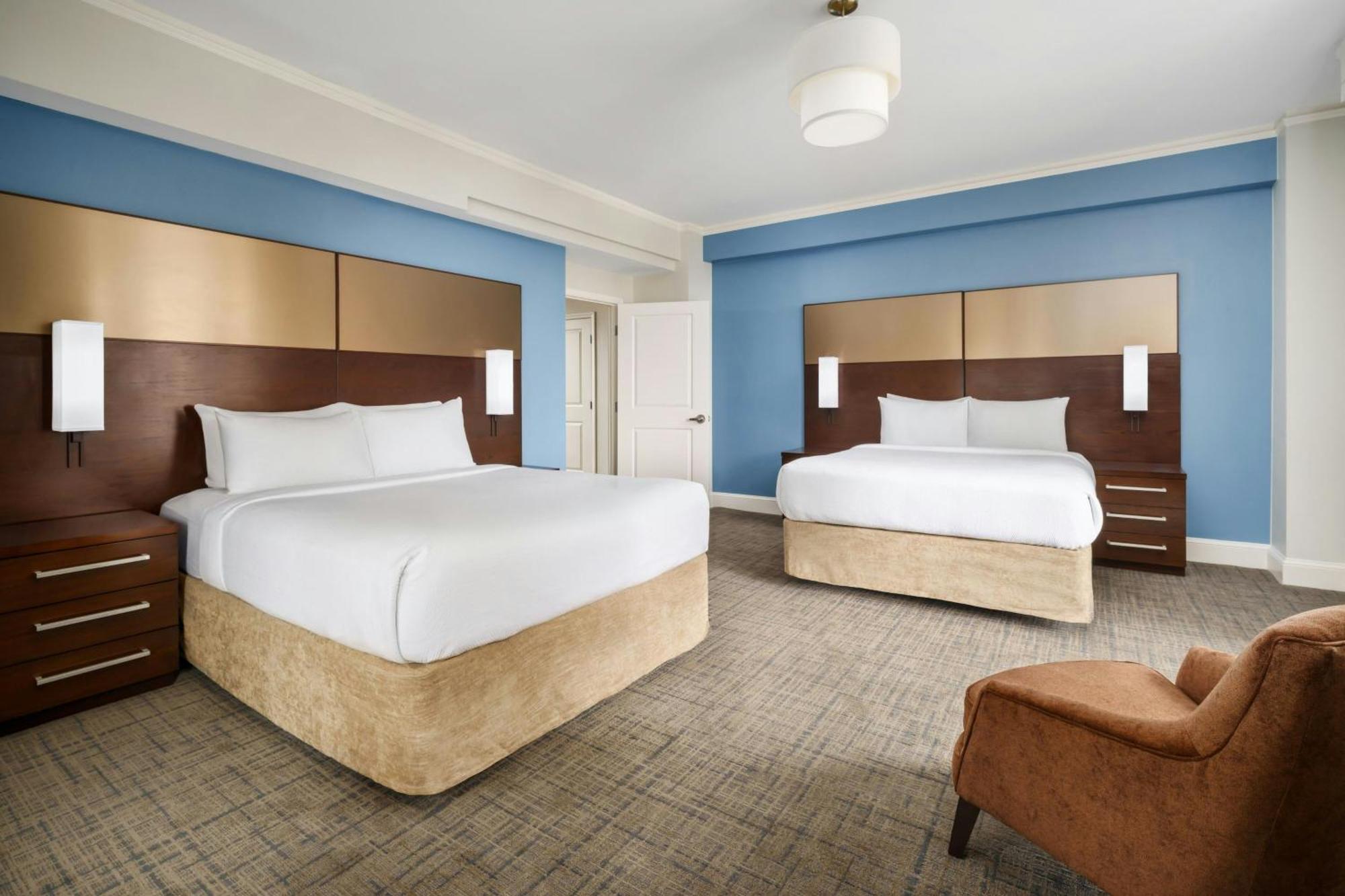 One-Bedroom Suite Two Queen Beds