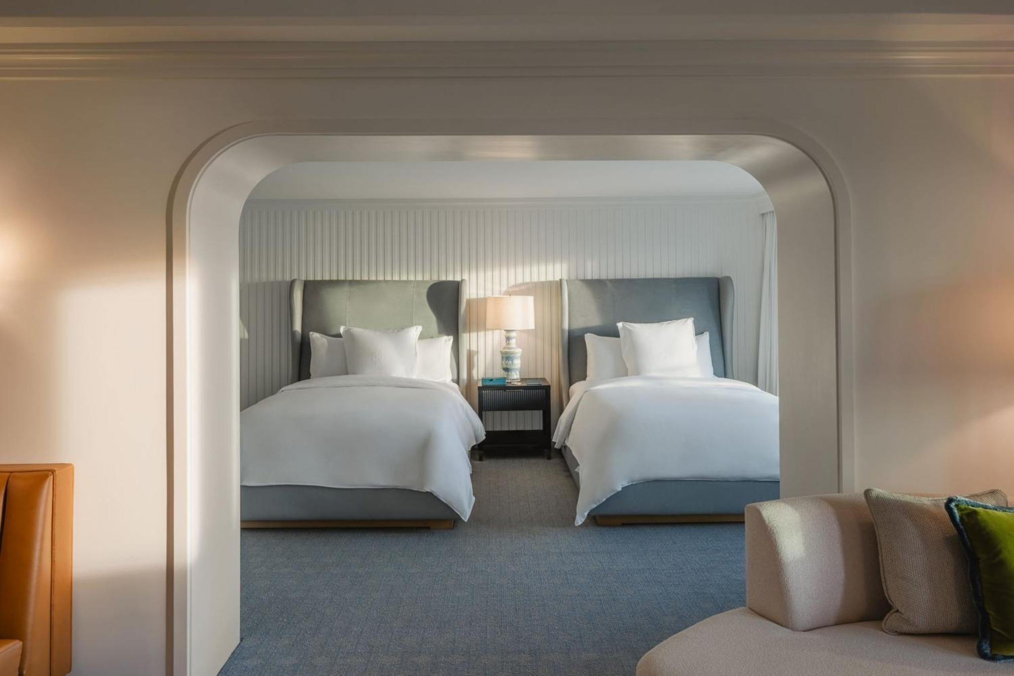 The 720 City View Queen Room