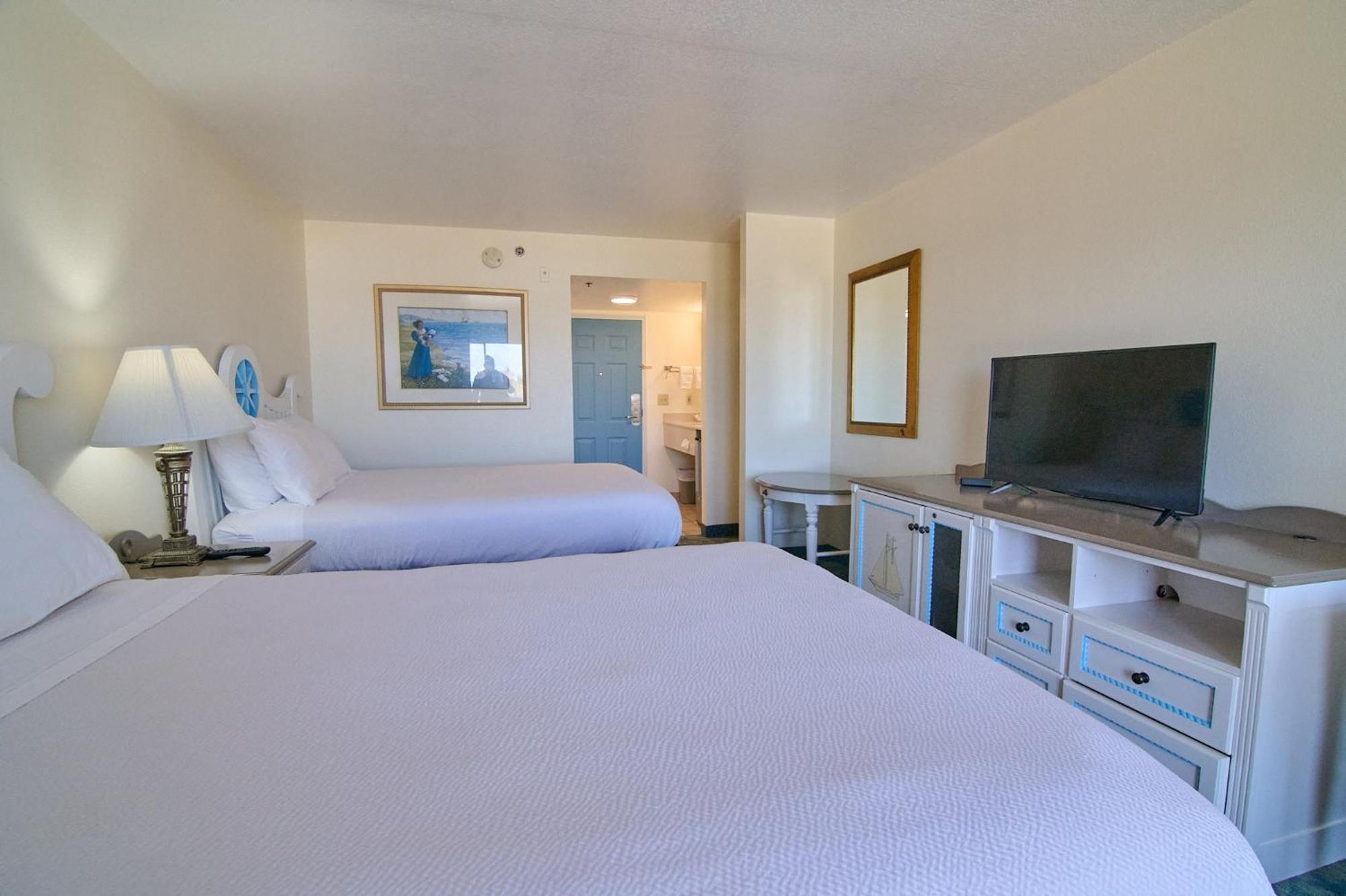 First Floor Queen Room Two Queen Beds