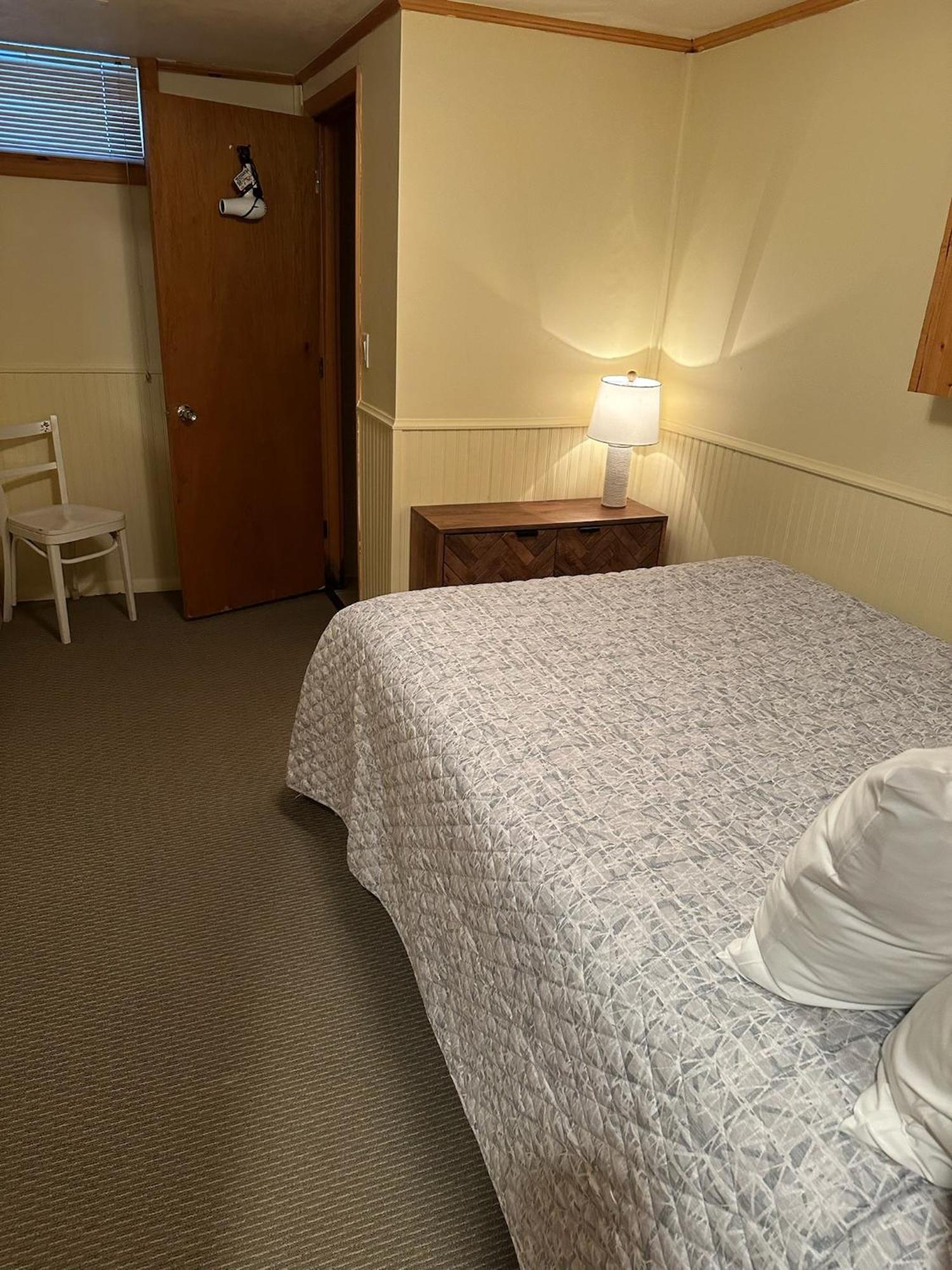 Three-Bedroom Suite,1669832112:JPEG