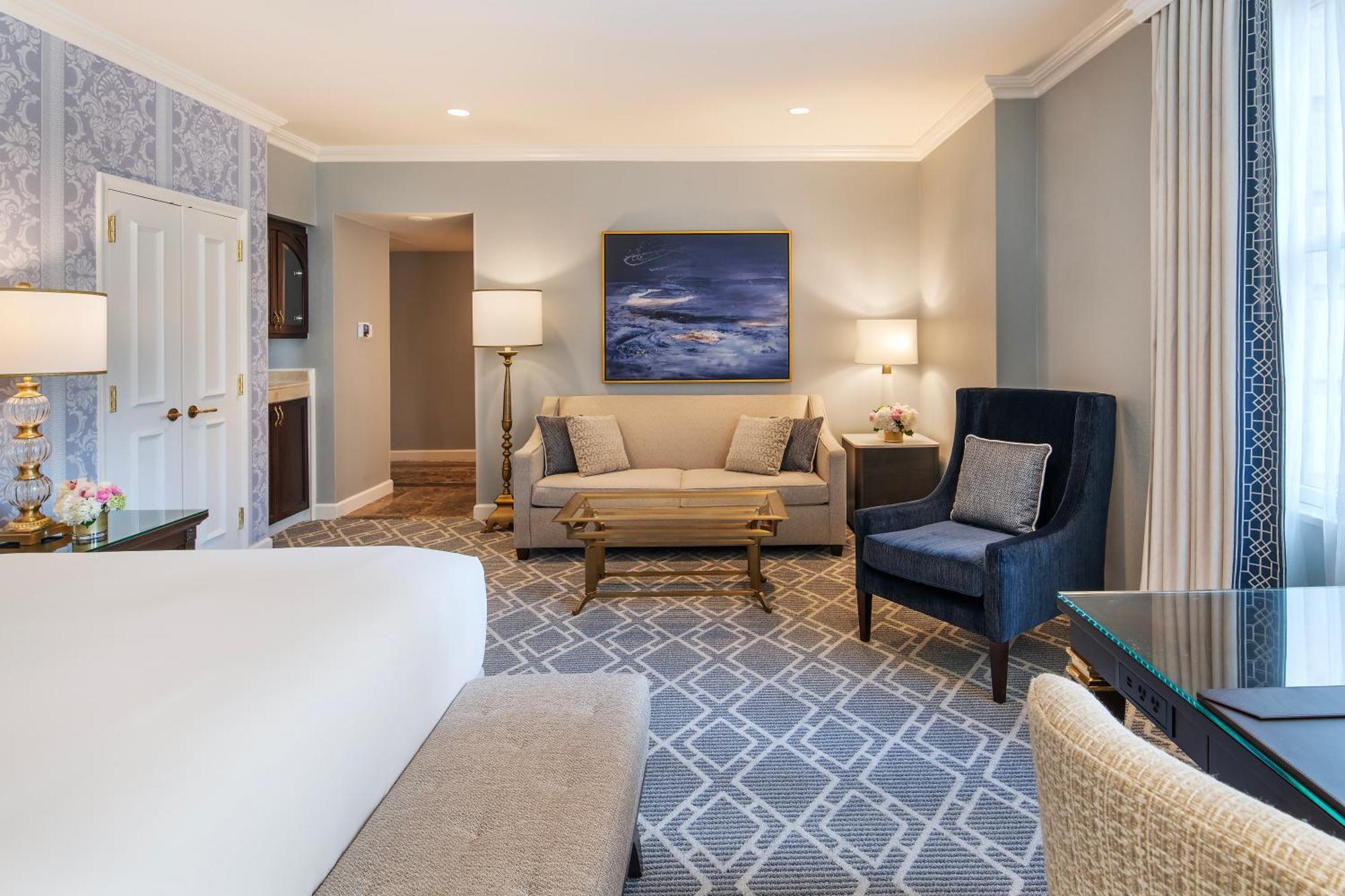 Junior King Suite,1693285771:JPEG