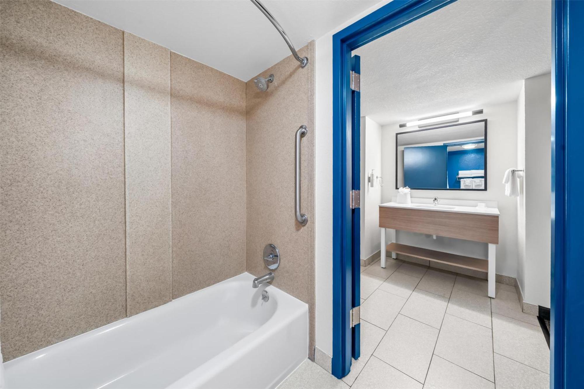 Estudio con cama extragrande