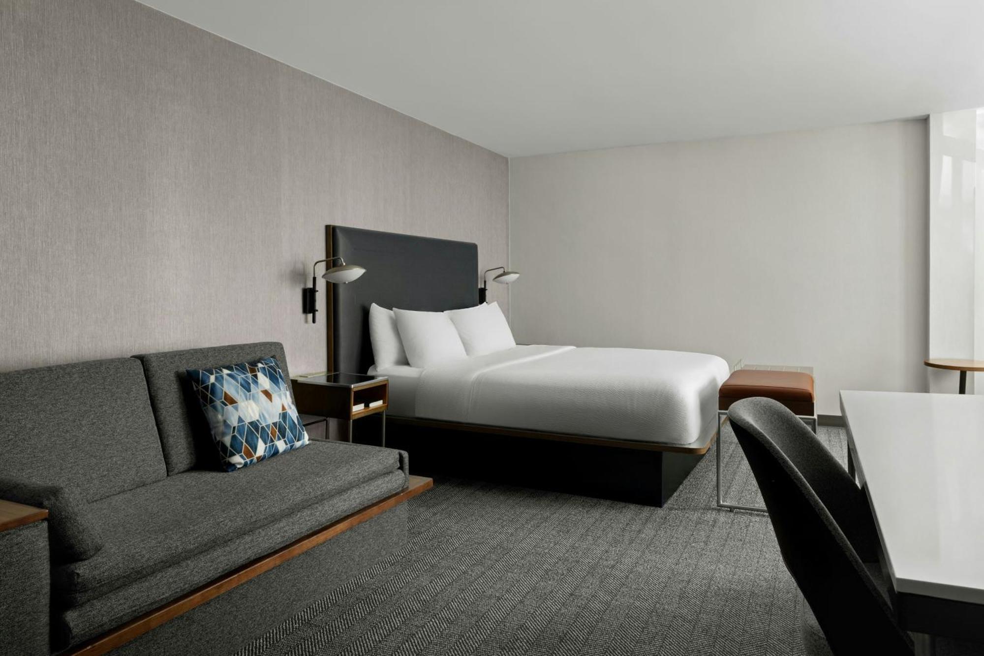 King Room Balcony Sofa Bed