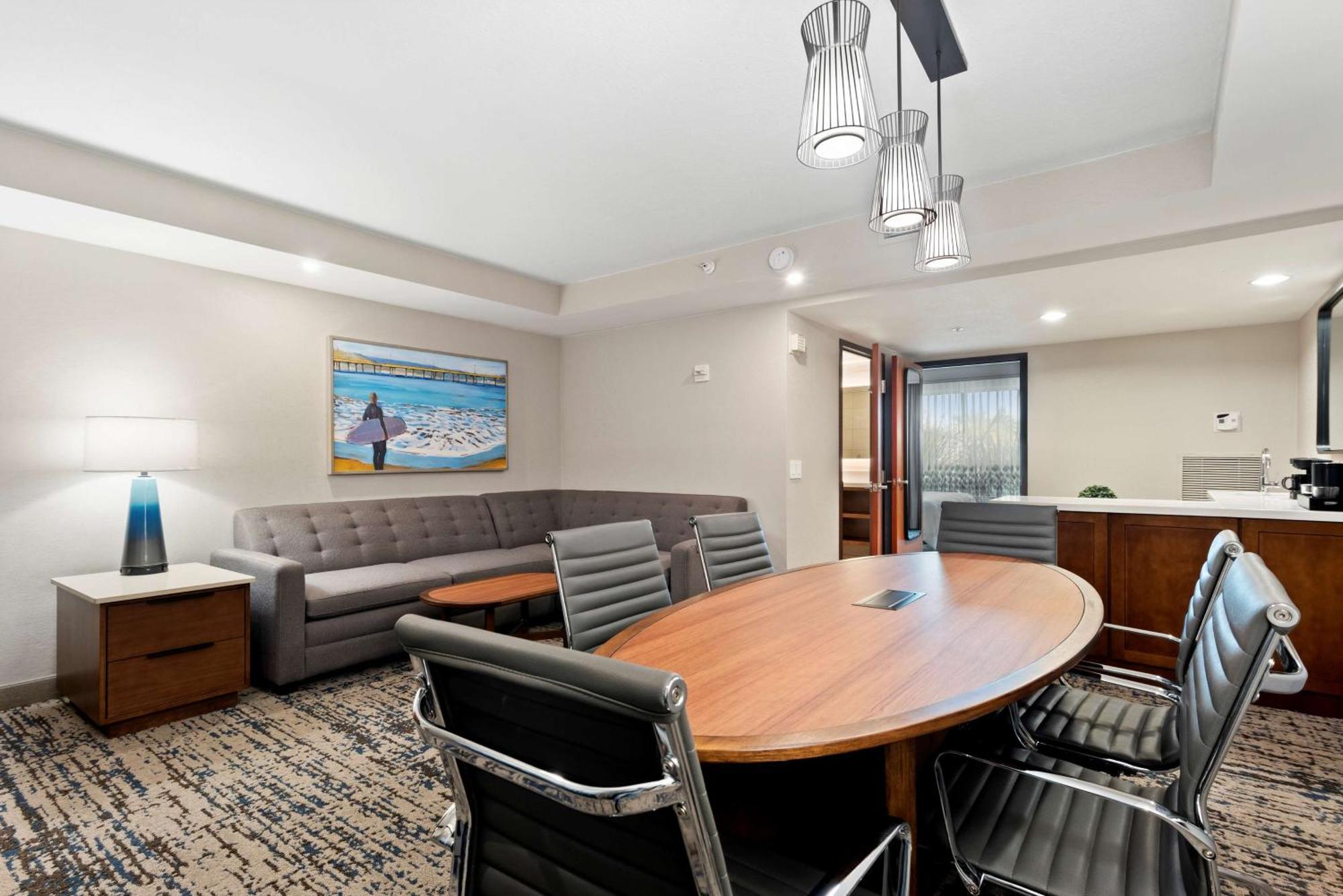 Two-Bedroom King Executive Suite