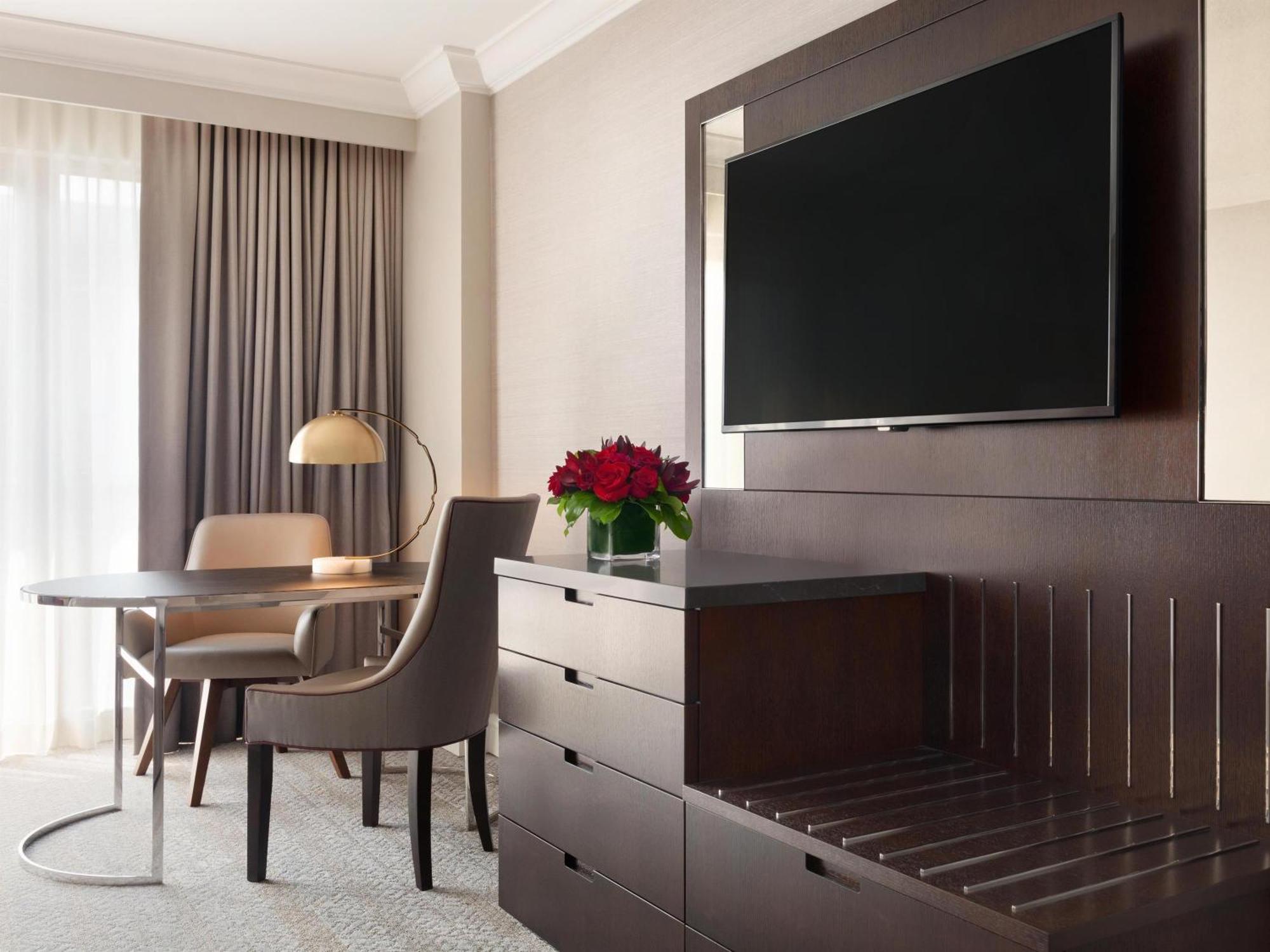 Fairmont King Room,1716988597:JPEG