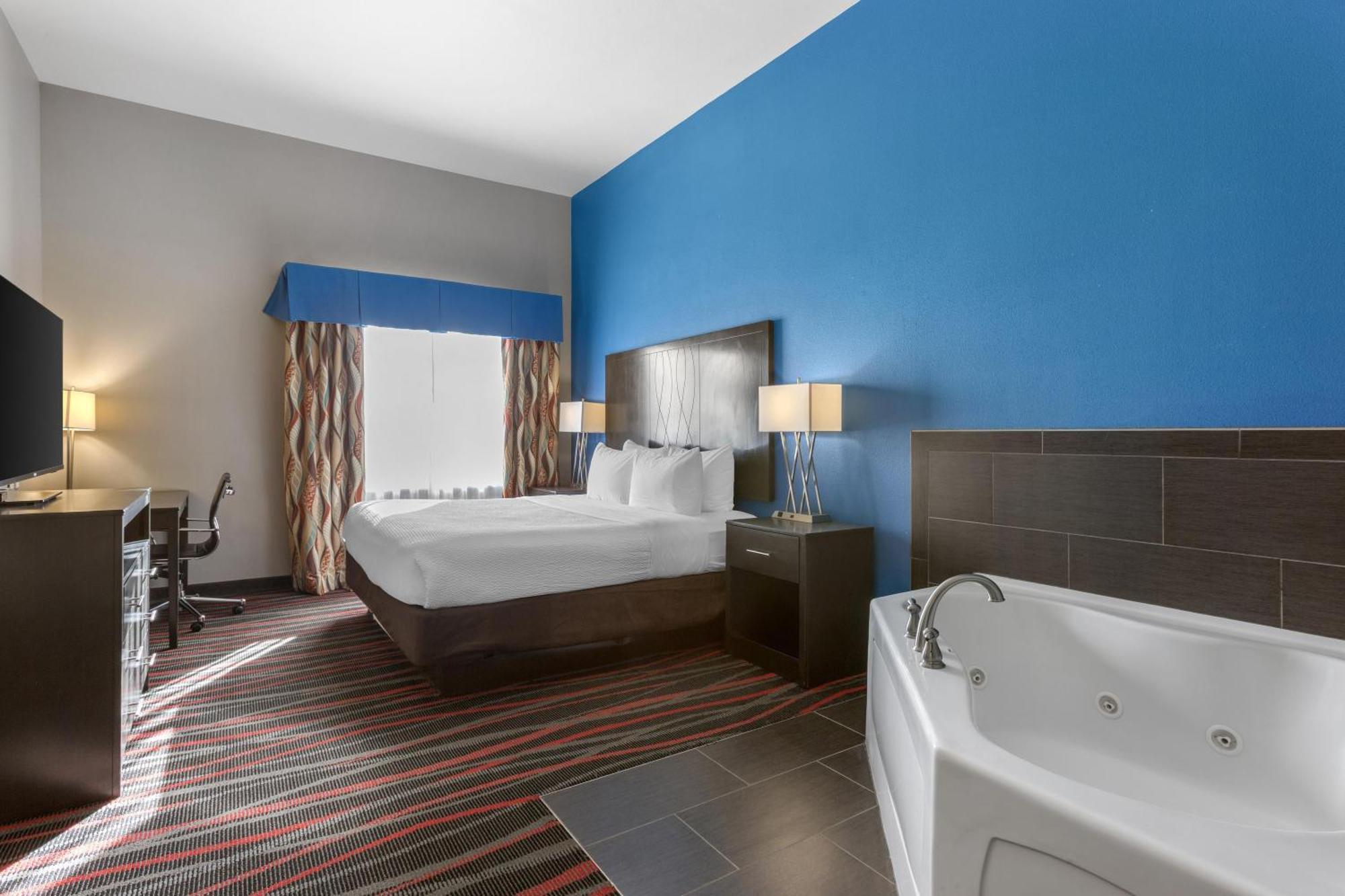 Suite Doble con hidromasaje - No fumadores - 1 cama grande
