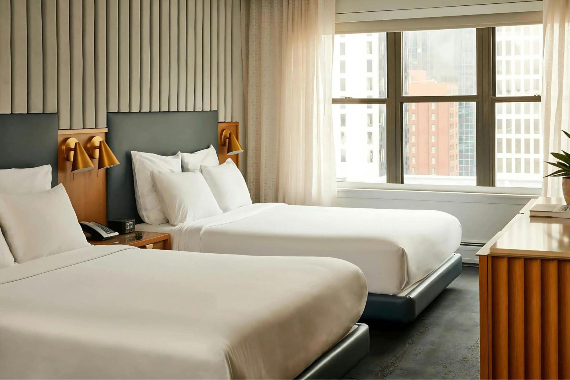 Doppelzimmer mit 2 Doppelbetten