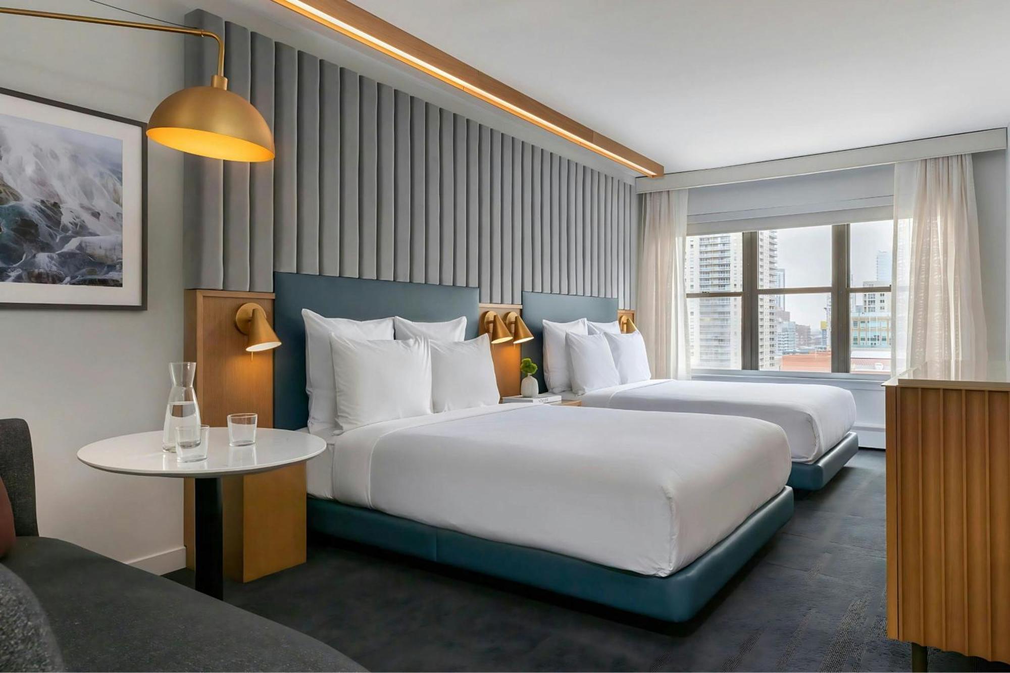 Zimmer mit 2 Queensize-Betten
