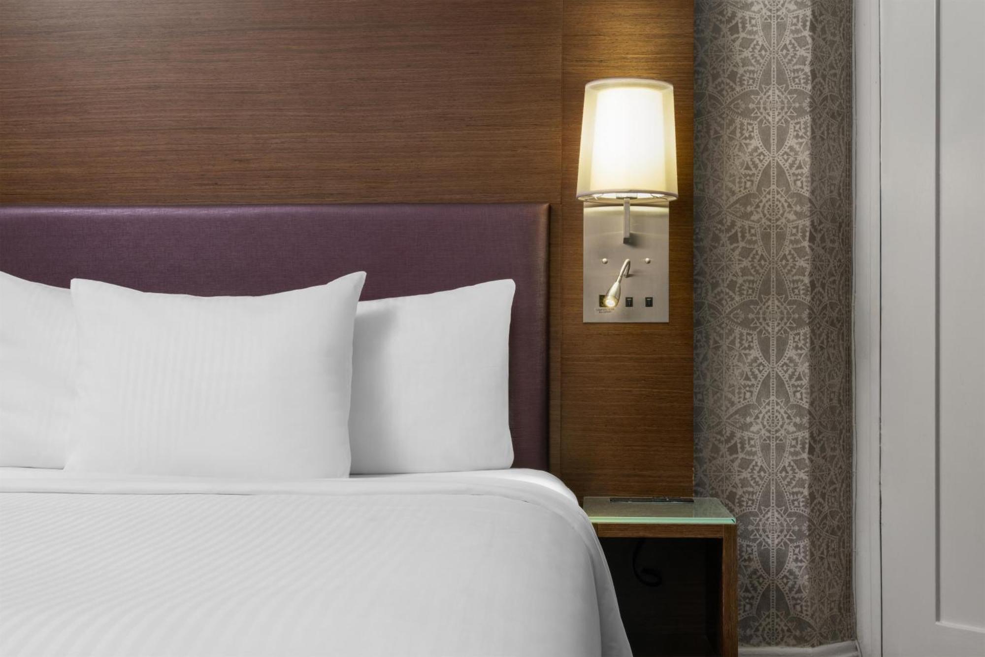 Kamer met Queensize Bed - Rookvrij