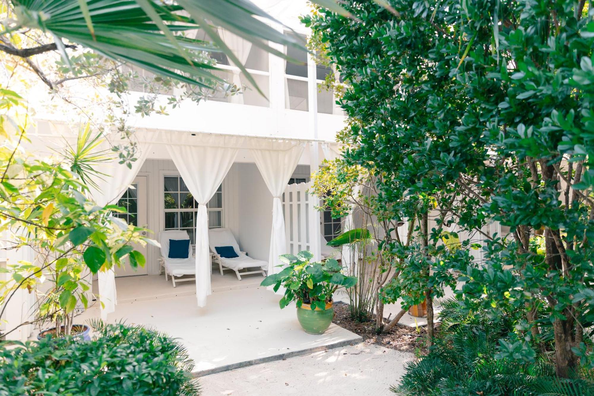 Junior Suite Garden View