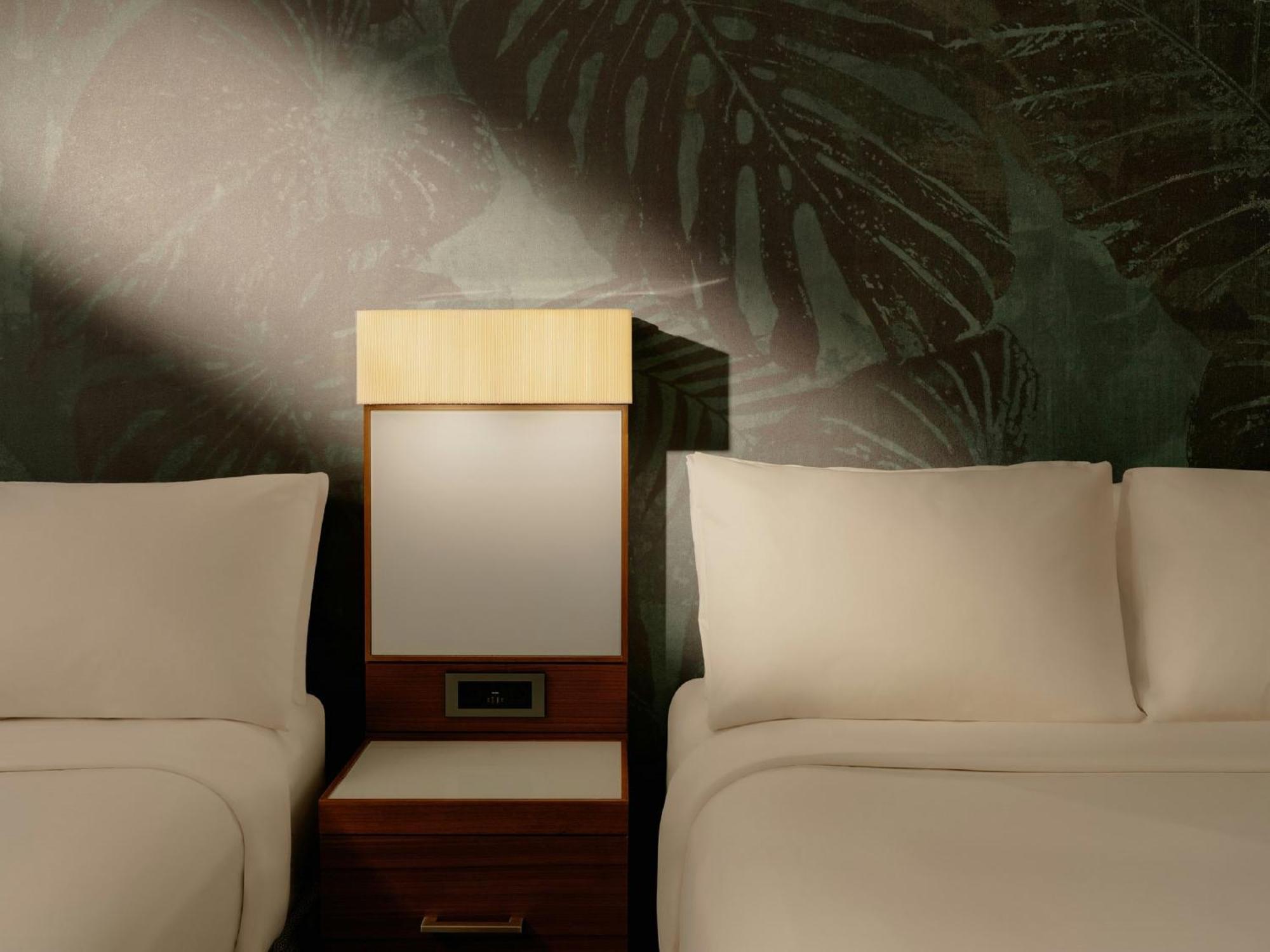 Standard Zimmer mit 2 Doppelbetten