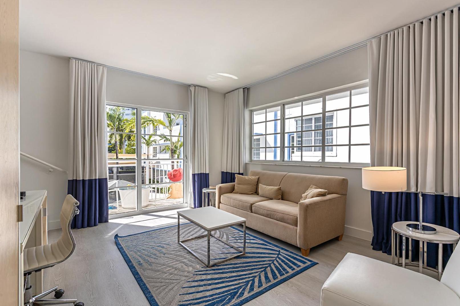 Suite 2 Chambres - Vue sur Piscine (5 Personnes)