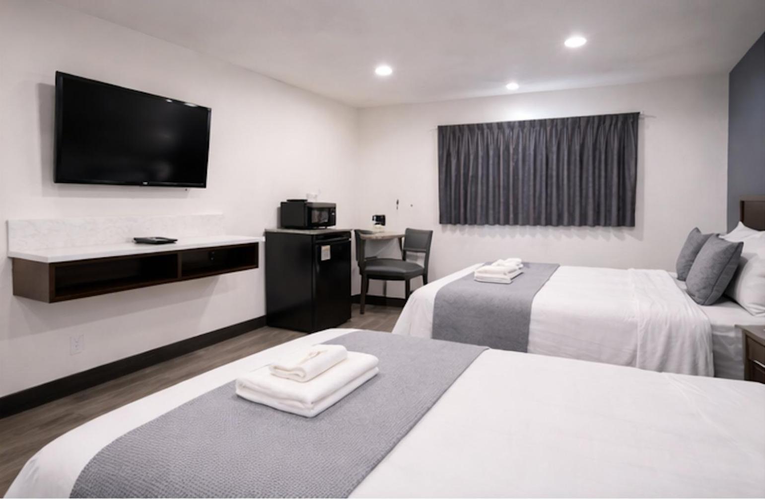 Double Room Two Double Beds