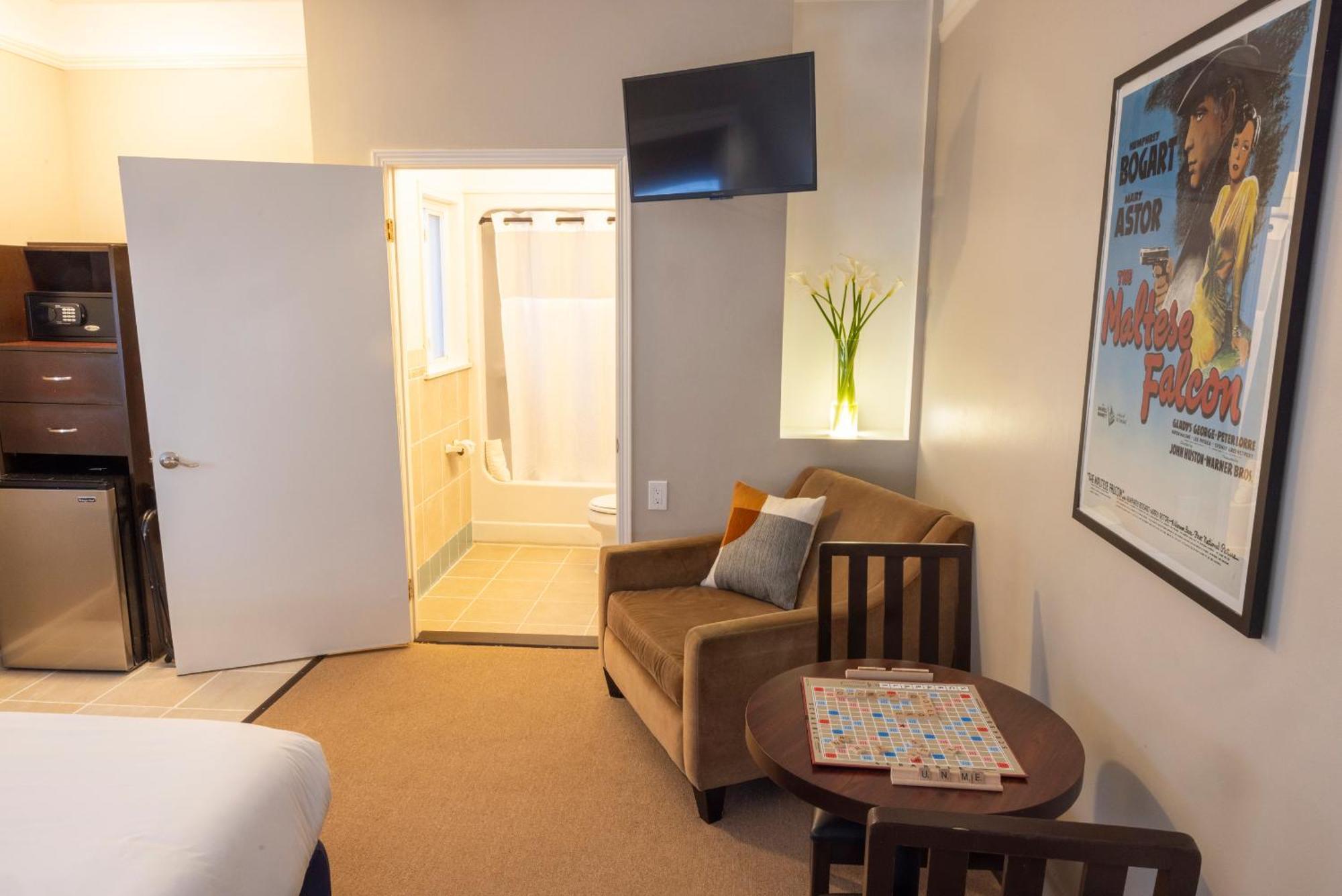 Superior Queen Room