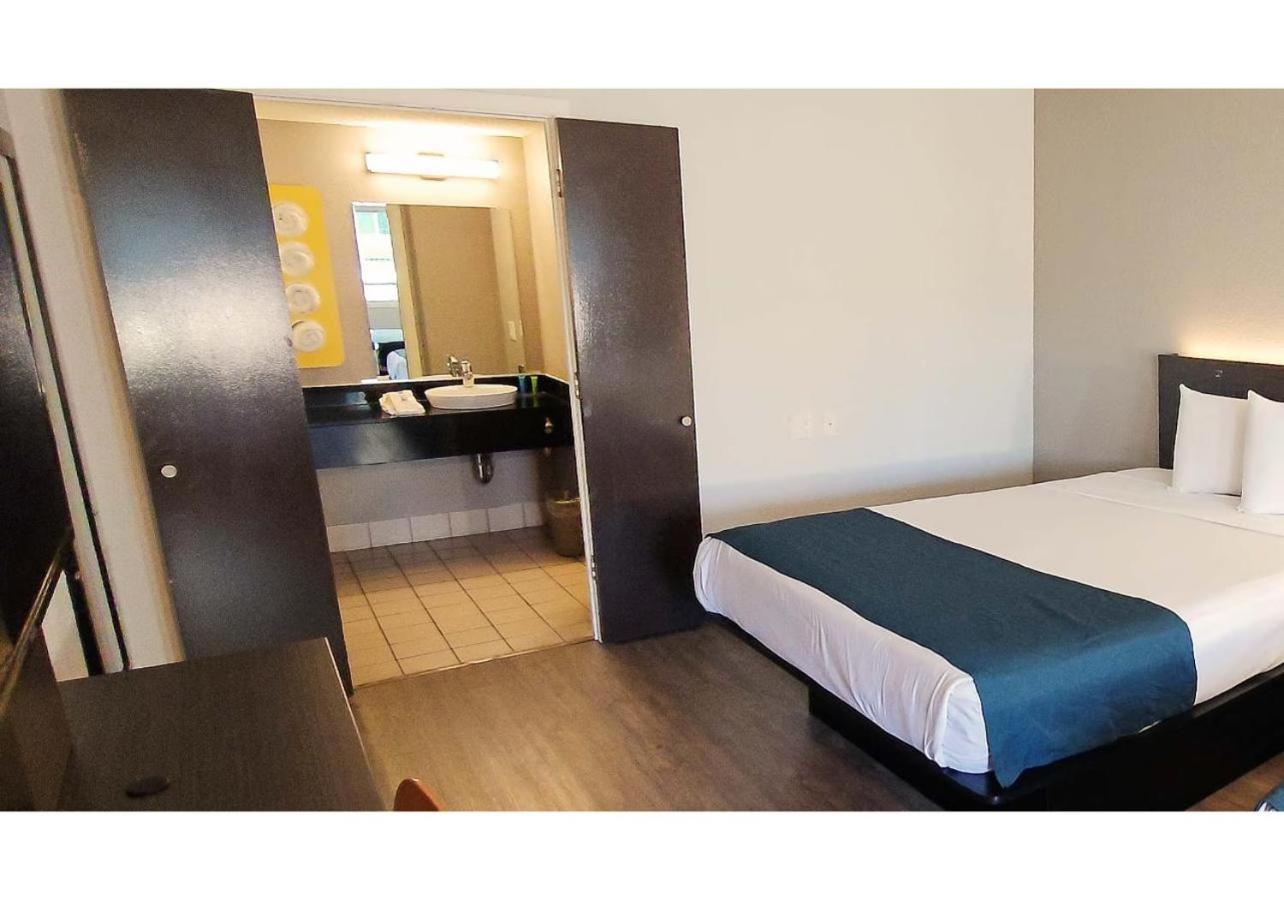 Queen Room Disability Access