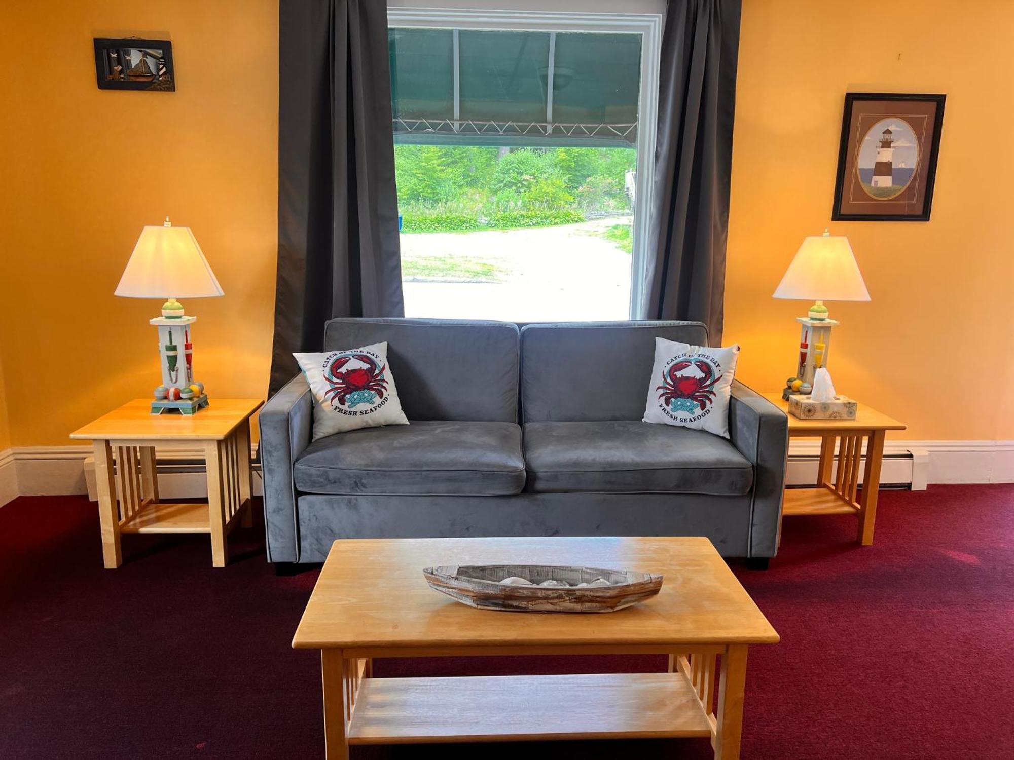 Queen Suite