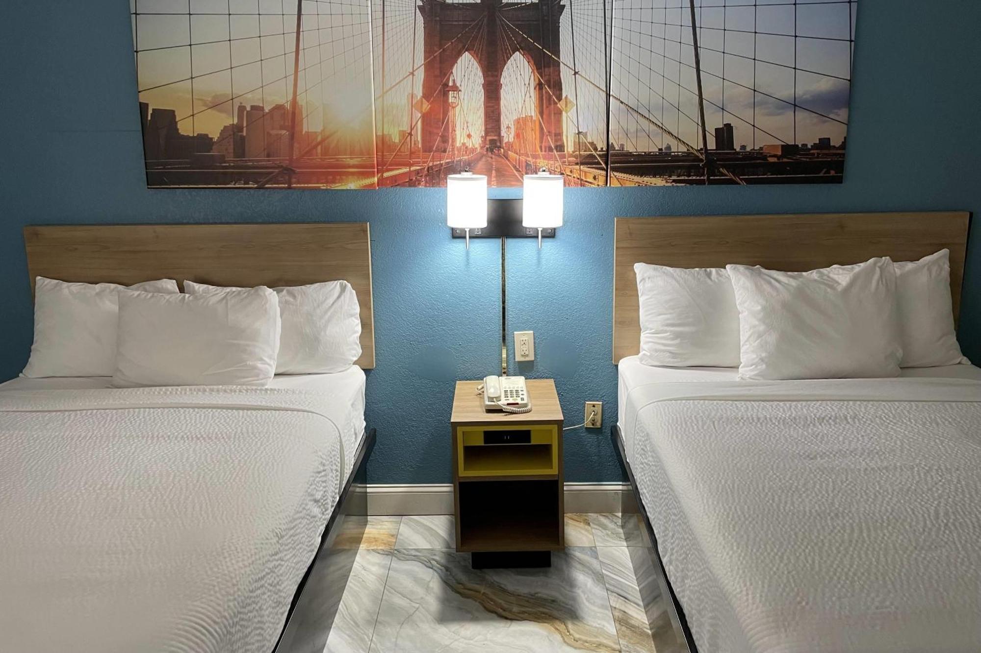 Double Room Two Double Beds Non-Smoking