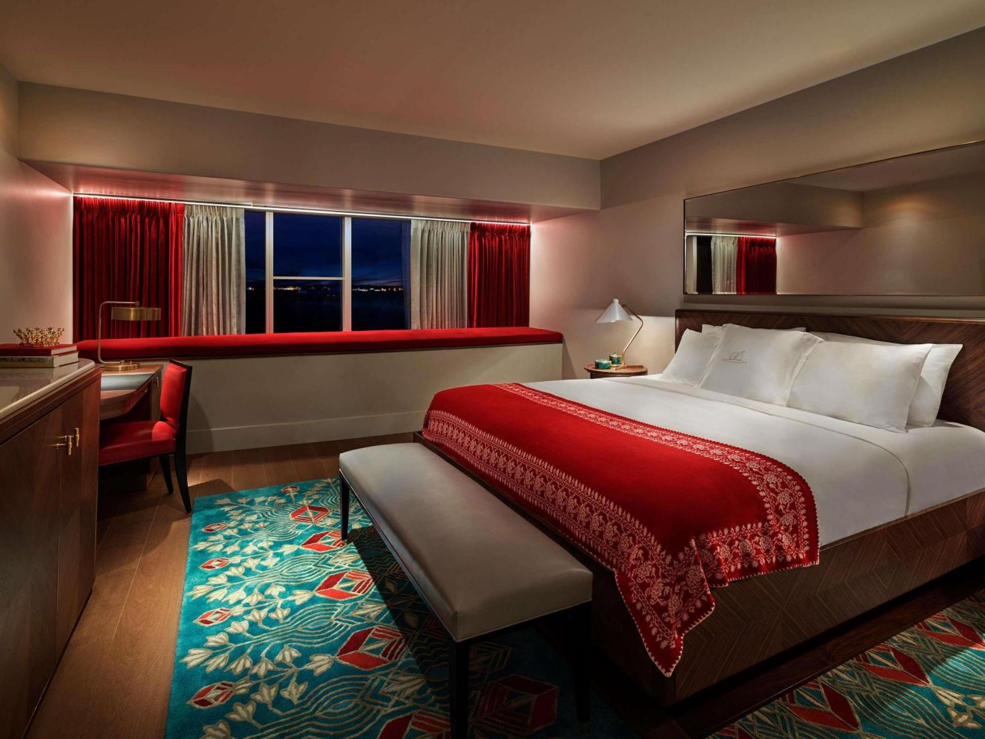 King Room Bay View,1772969166:JPEG