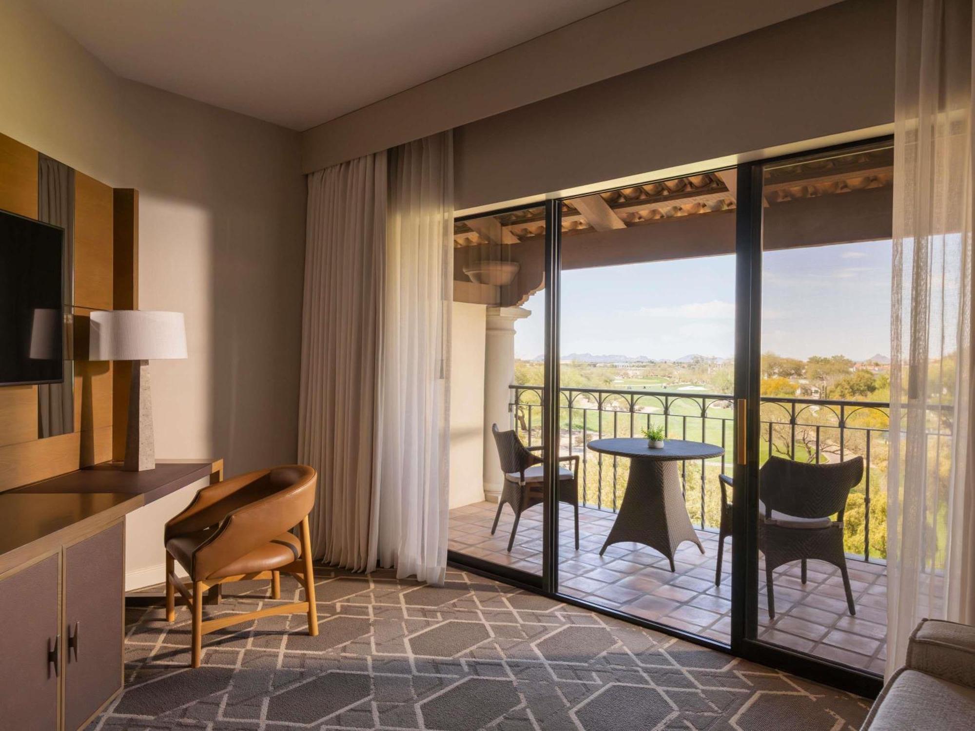 Fairmont Queen Room Two Queen Beds Balcony Golf Pool View