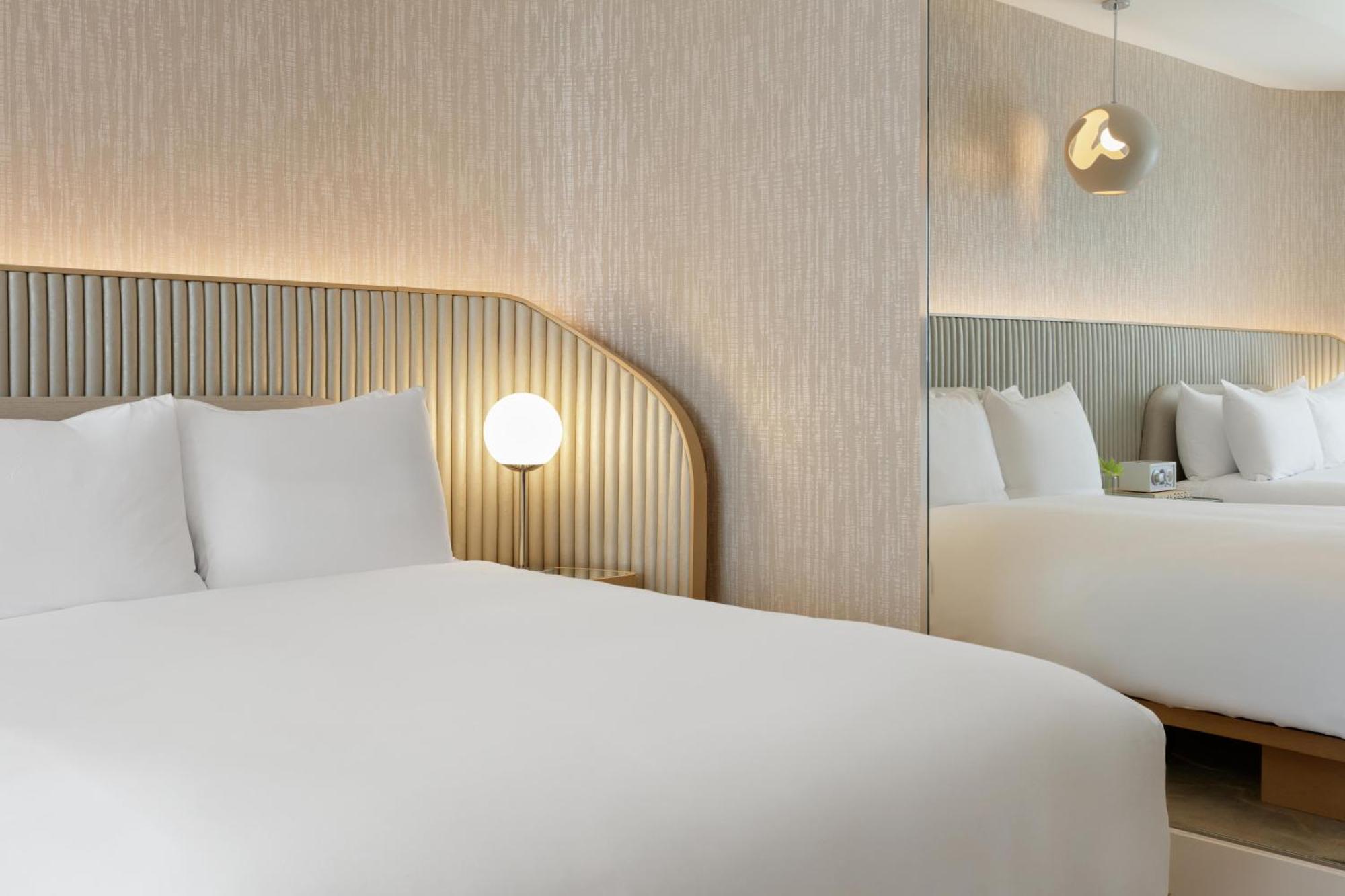 Chambre avec 2 Grands Lits Queen-Size