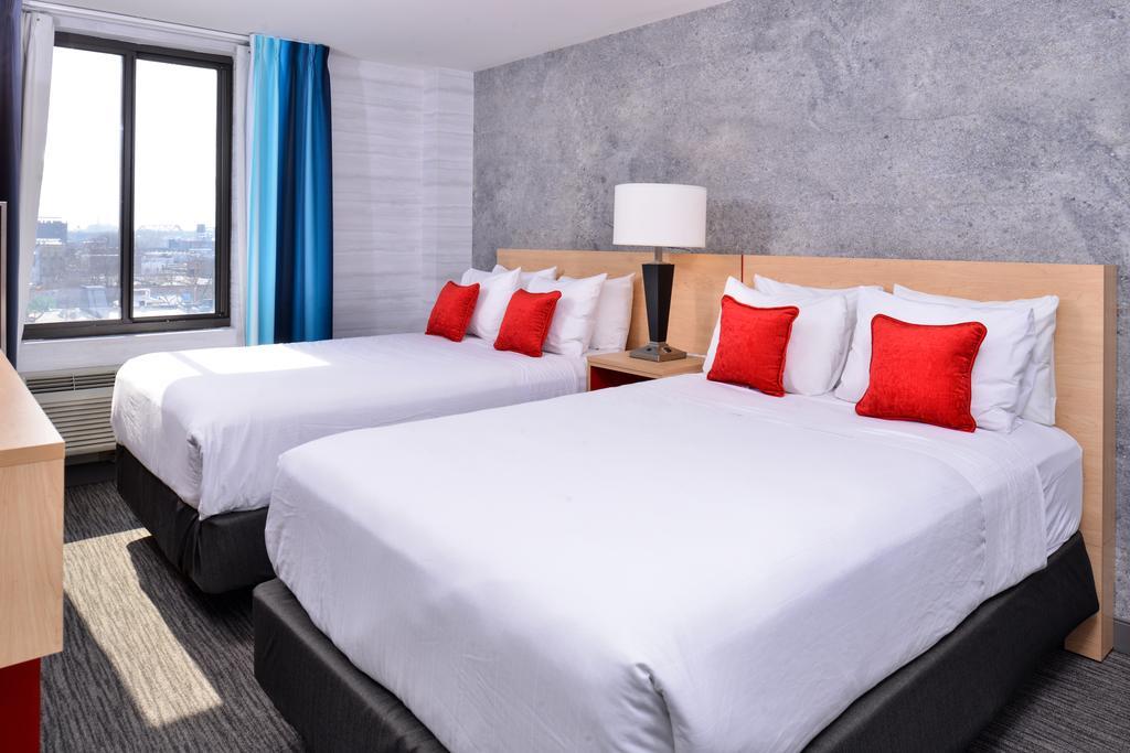 Quarto Standard com 1 Cama de Casal e 1 Cama Individual