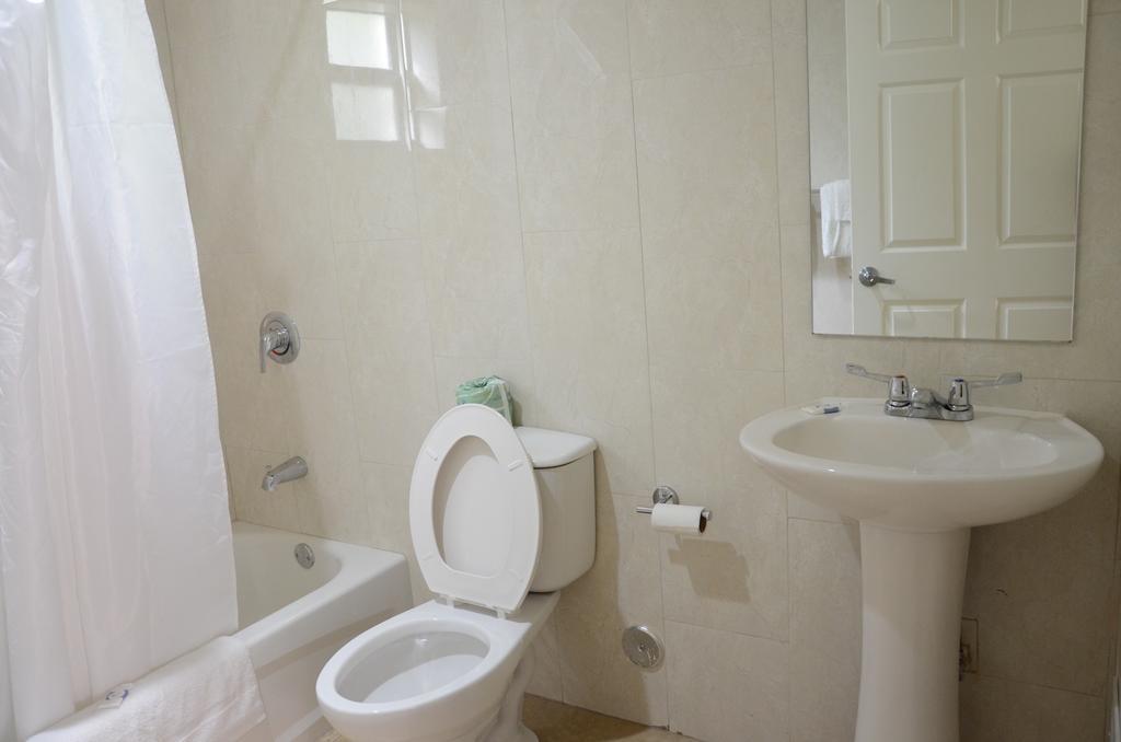 Quarto Duplo com 2 Camas de Casal - Não Fumantes