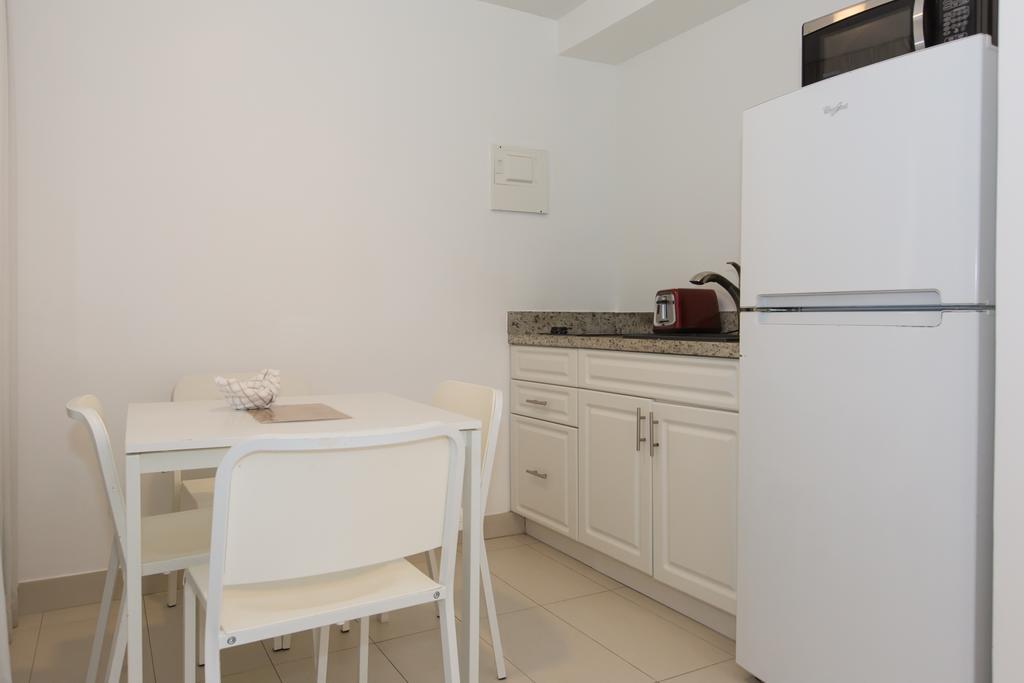 Quarto Duplo Deluxe com 2 Camas de Casal