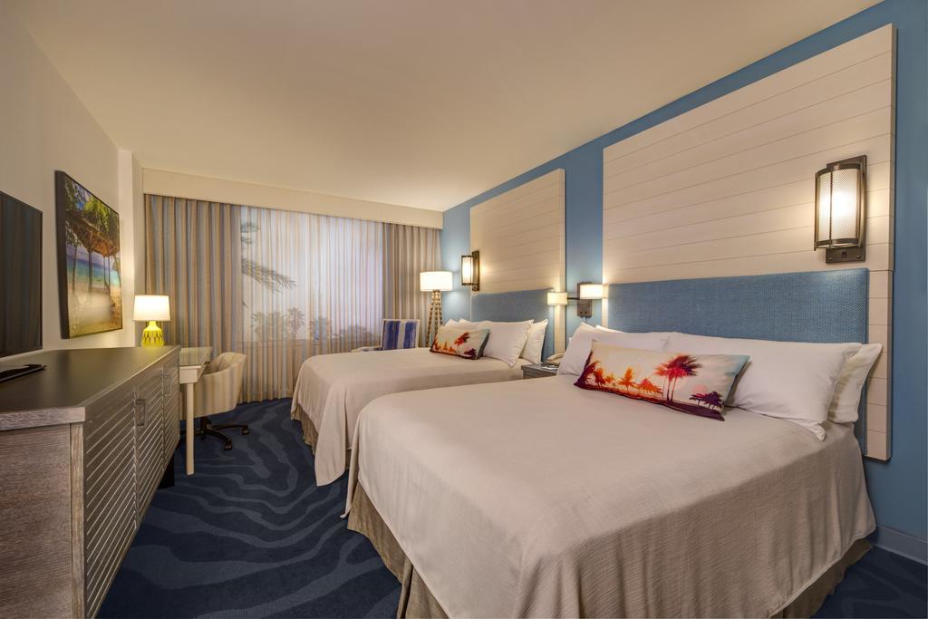 Habitación Estándar con vistas (incluye entrada anticipada al parque*)