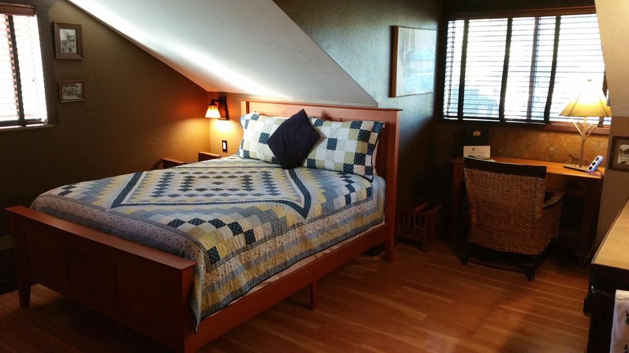 Quarto com Cama Queen-size