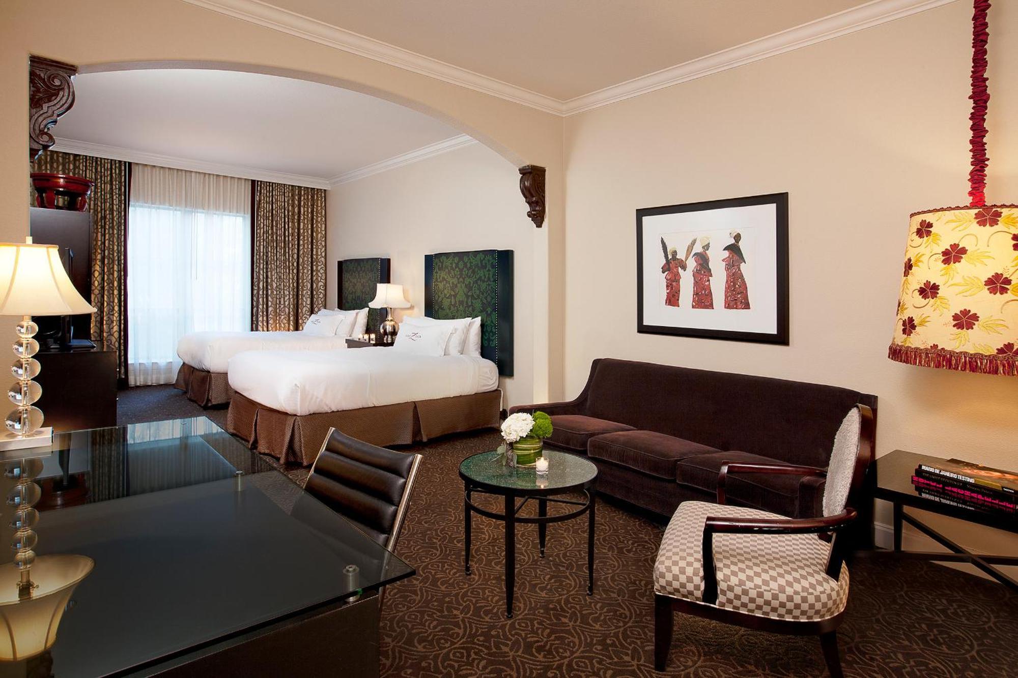 Hébergement de Luxe Lit King-Size avec Salon