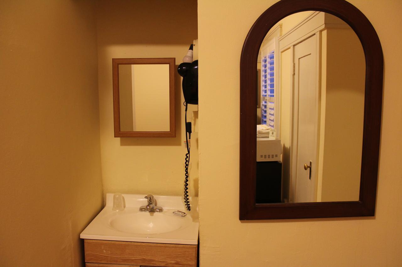 Chambre Double Standard avec Salle de Bains Commune
