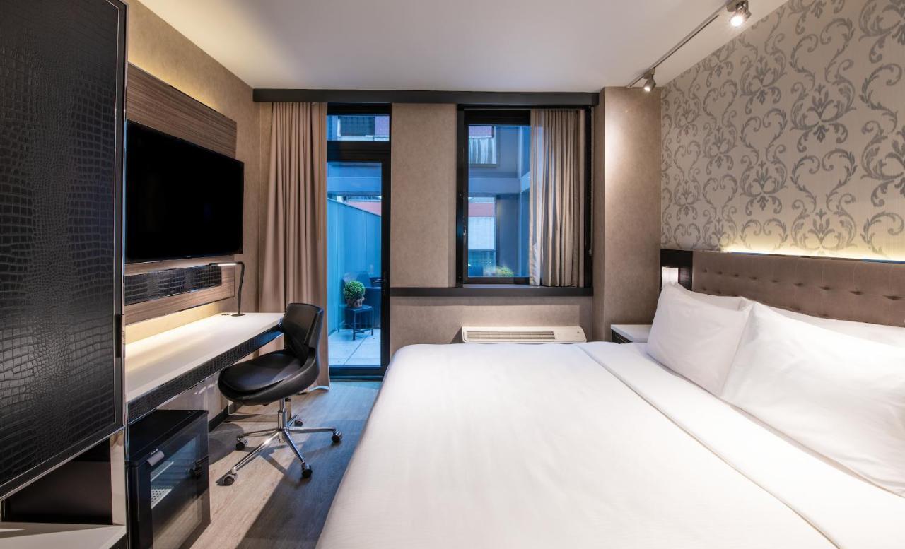 Quarto Deluxe com Cama King-size e Varanda