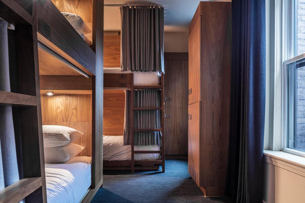 Bed 4-Bed Mixed Dormitory Room